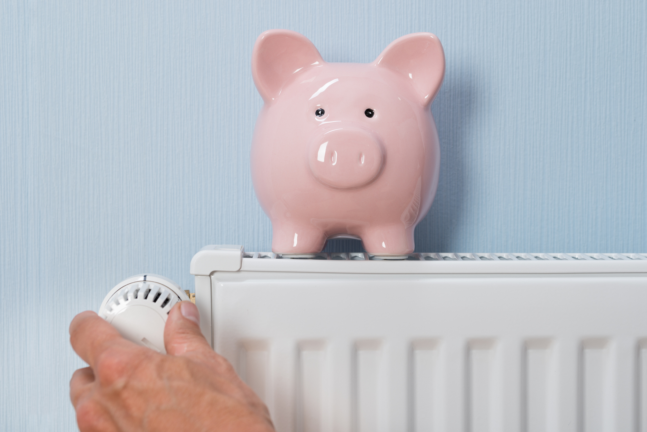 Cuánto dinero cuesta tener un radiador eléctrico encendido todo el día?
