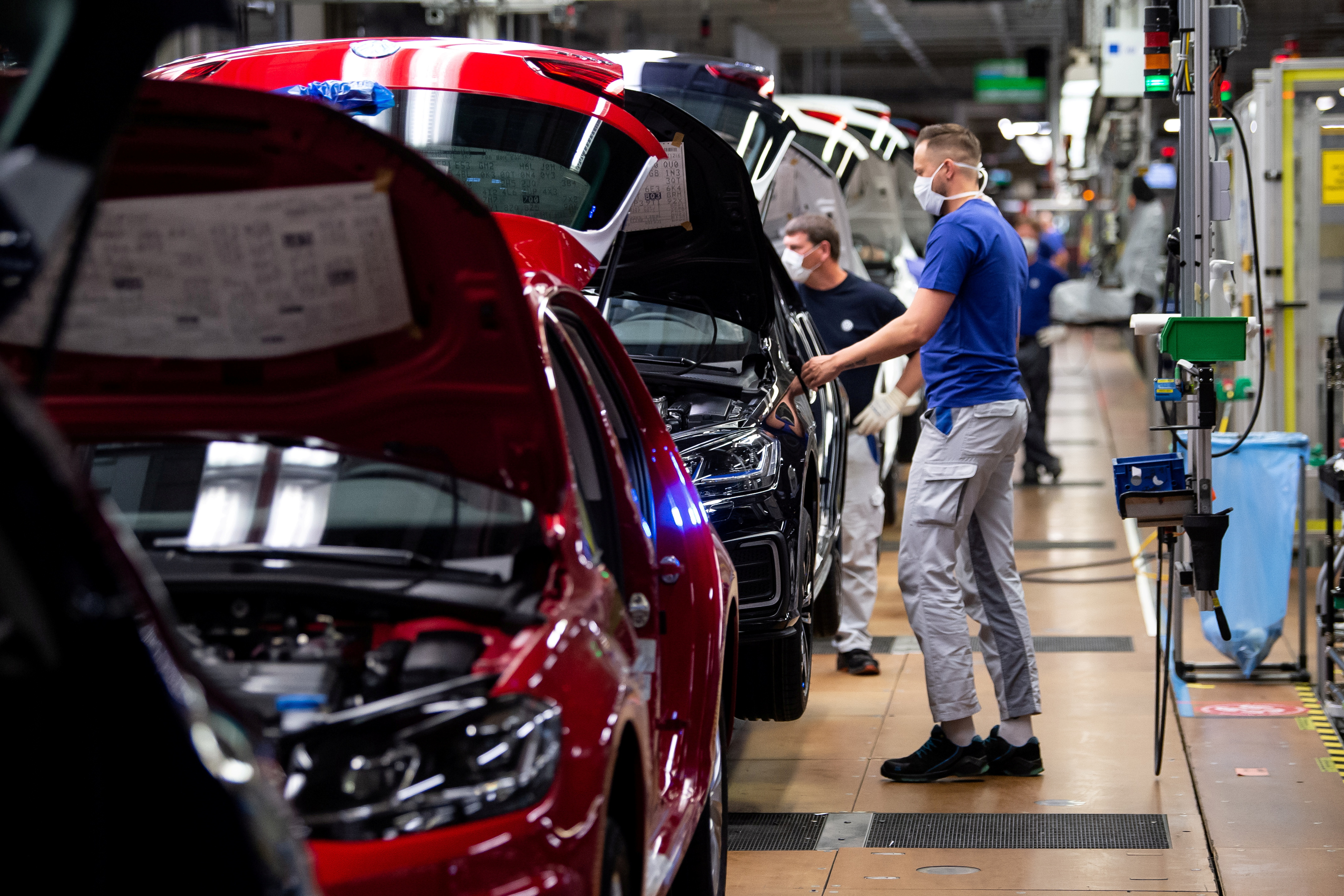 General Motors abandona Apple CarPlay y recrudece la batalla por el  software