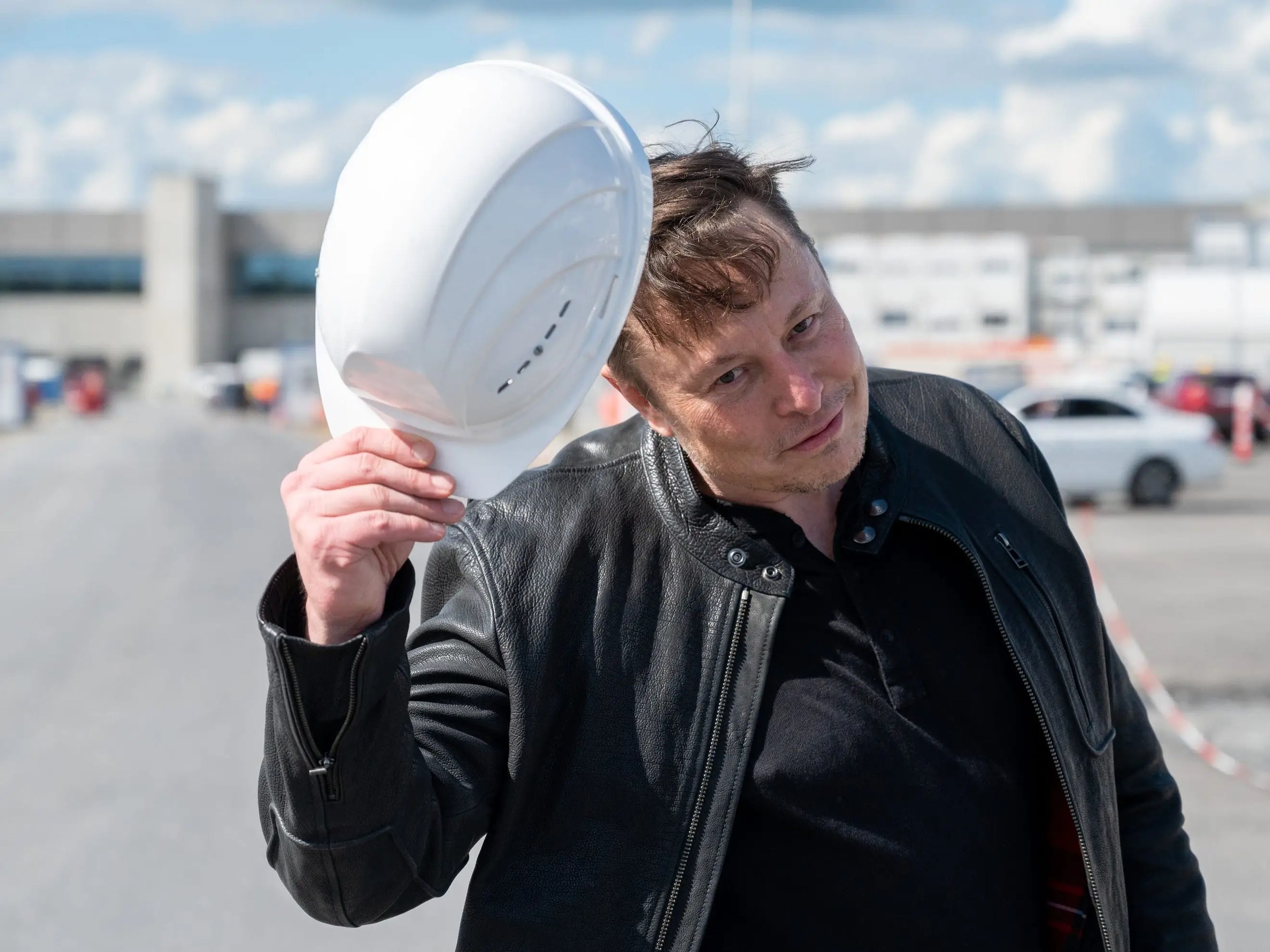 Elon Musk en la fábrica de Tesla de Grünheide en mayo de 2021.