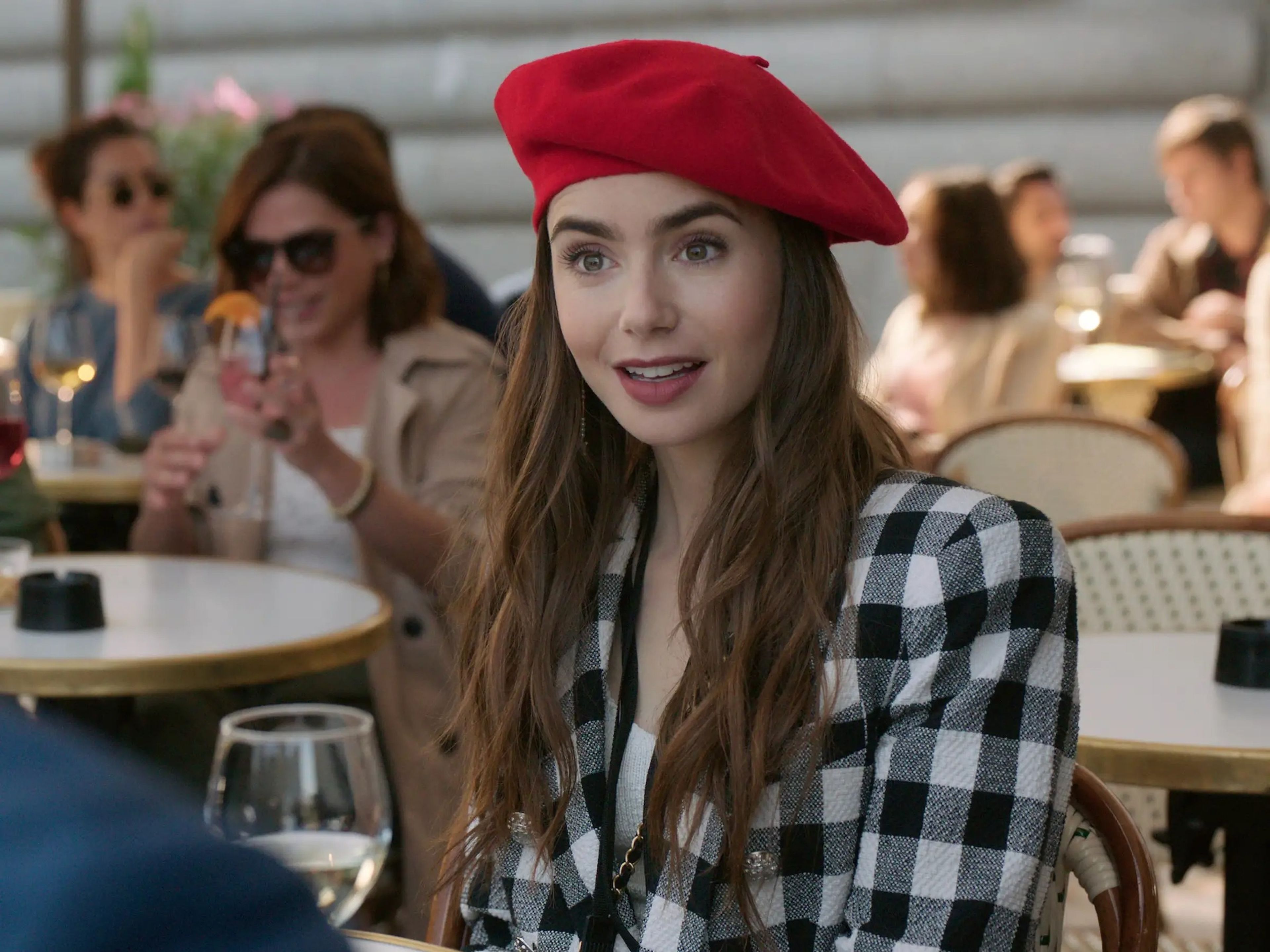 emily cooper lily collins emily in paris