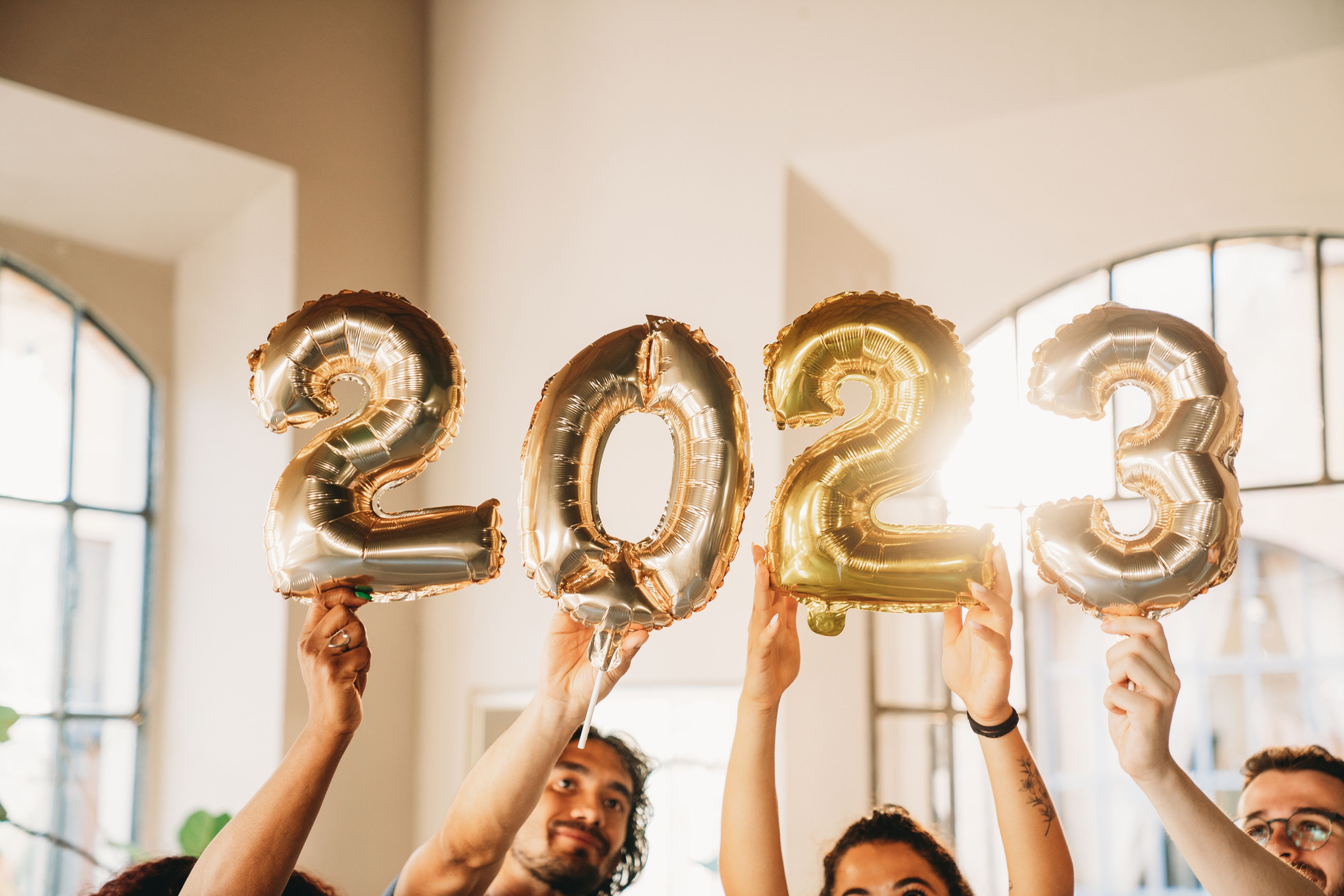 Las mejores frases para felicitar Año Nuevo 2023 por WhatsApp | Business  Insider España