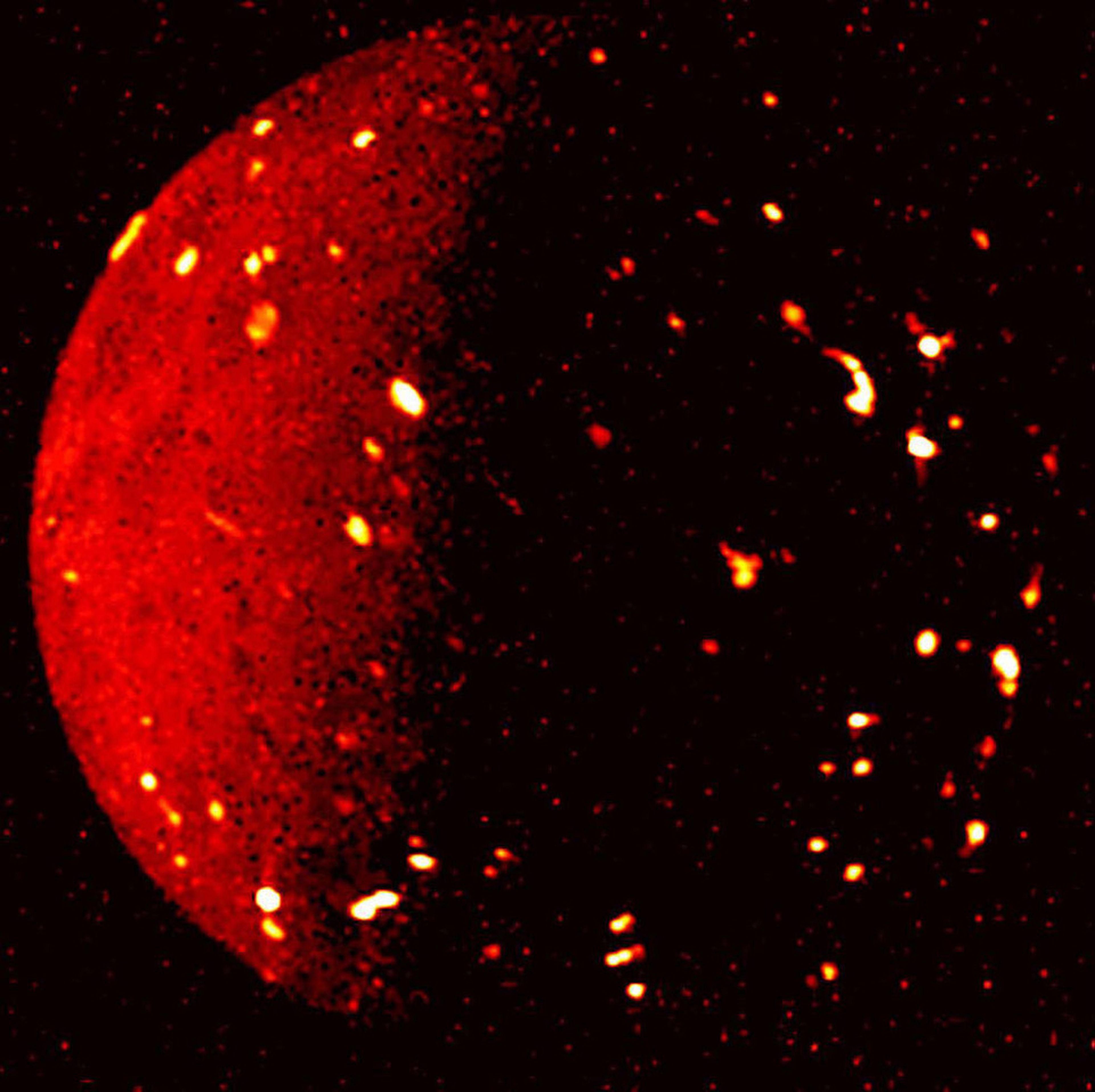 Imagen infrarroja de Io, luna de Júpiter.