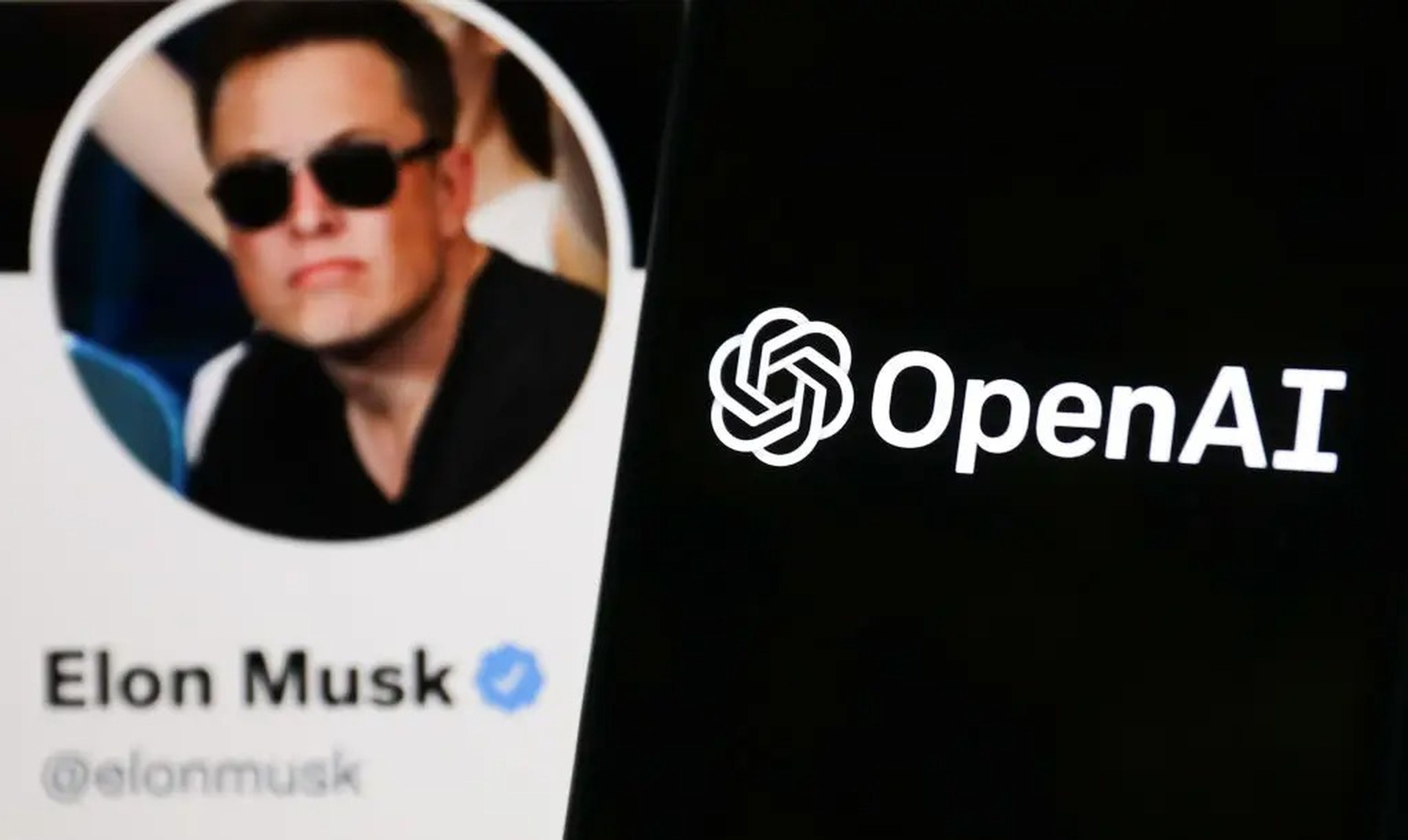 El logo de OpenAI junto a la foto de perfil de Elon Musk en Twitter.