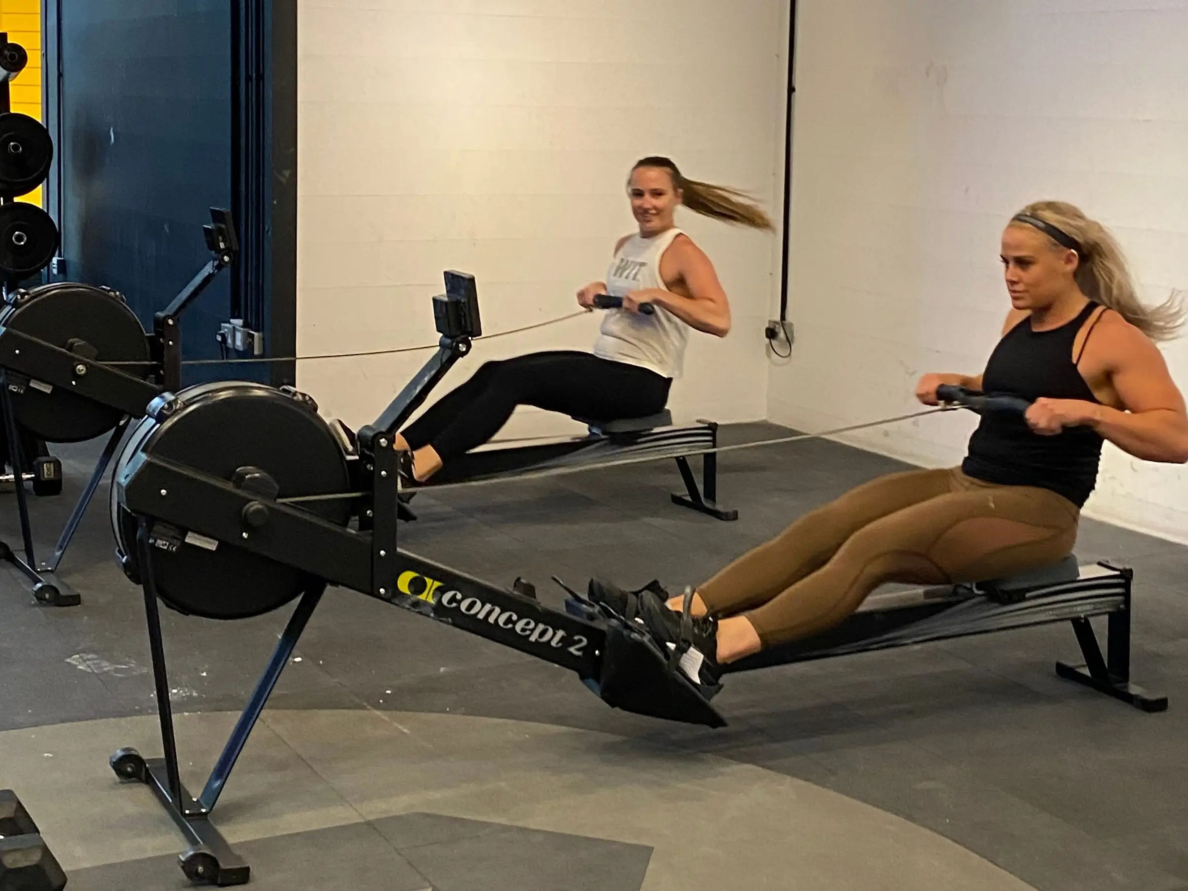Rachel Hosie se acostumbró a incorporar el entrenamiento de CrossFit después de entrevistar (y entrenar) con la atleta Sara Sigmundsdottir. 