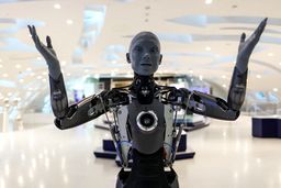 Ameca, un robot humanoide que da la bienvenida en el Museo del Futuro de Dubái.