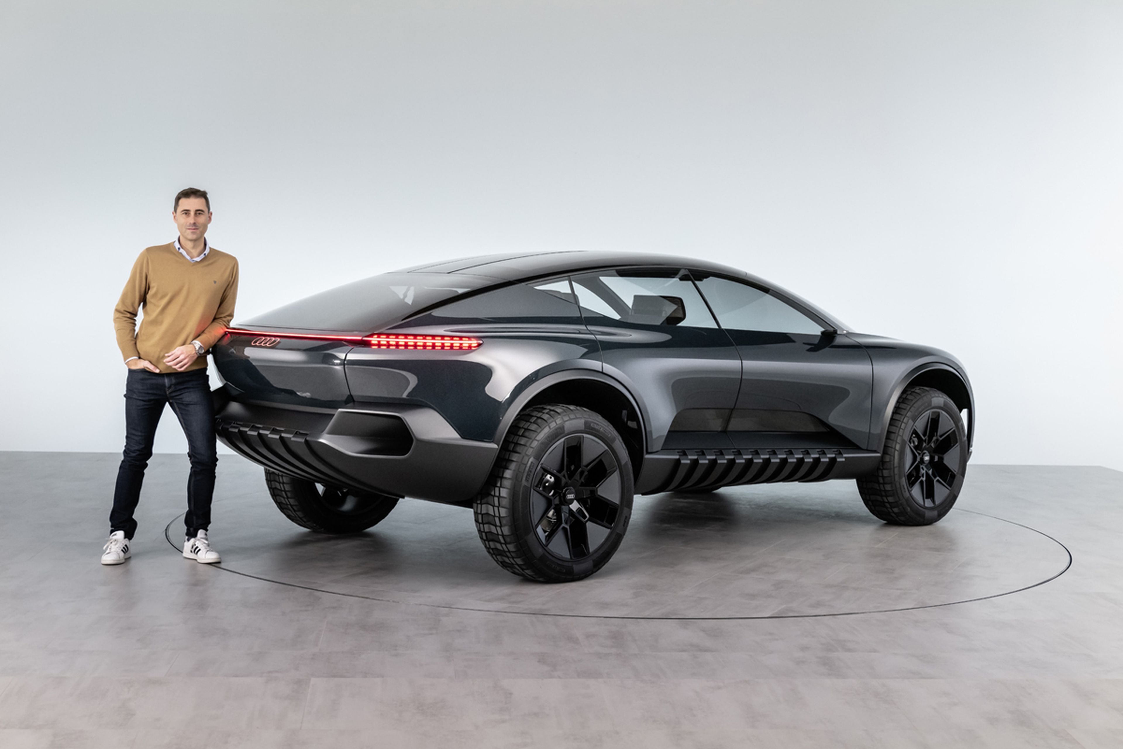 Nuevo Audi Activesphere: el coche eléctrico autónomo que se transforma |  Business Insider España