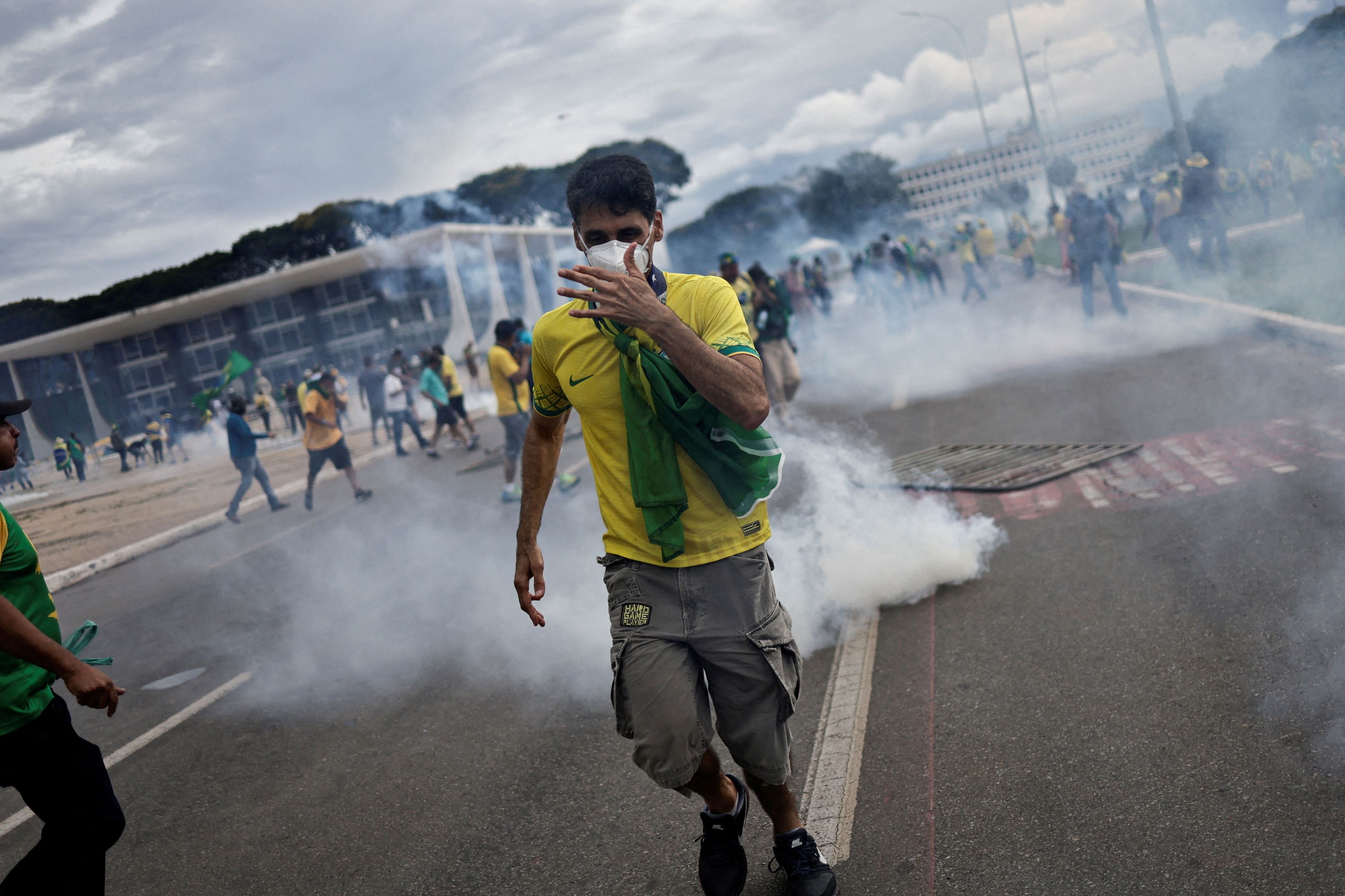 Supporters of Brazil's former President Jair Bolsonaro demonstrate against President Luiz Inacio Lula da Silva, outside Planalto Palace in Brasilia, Brazil, January 8, 2023.