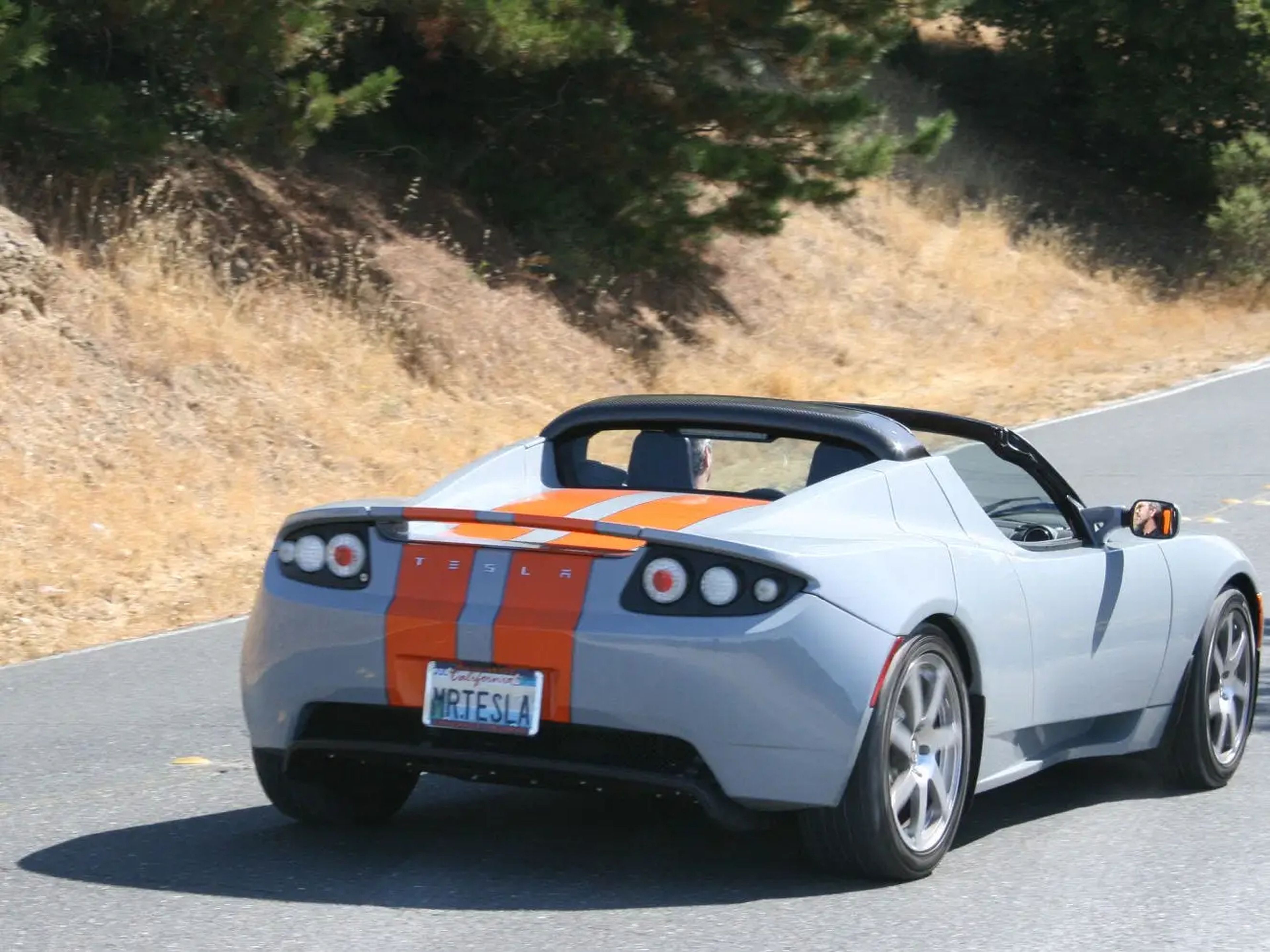 Eberhard dice que posee el segundo Tesla Roadster fabricado. 