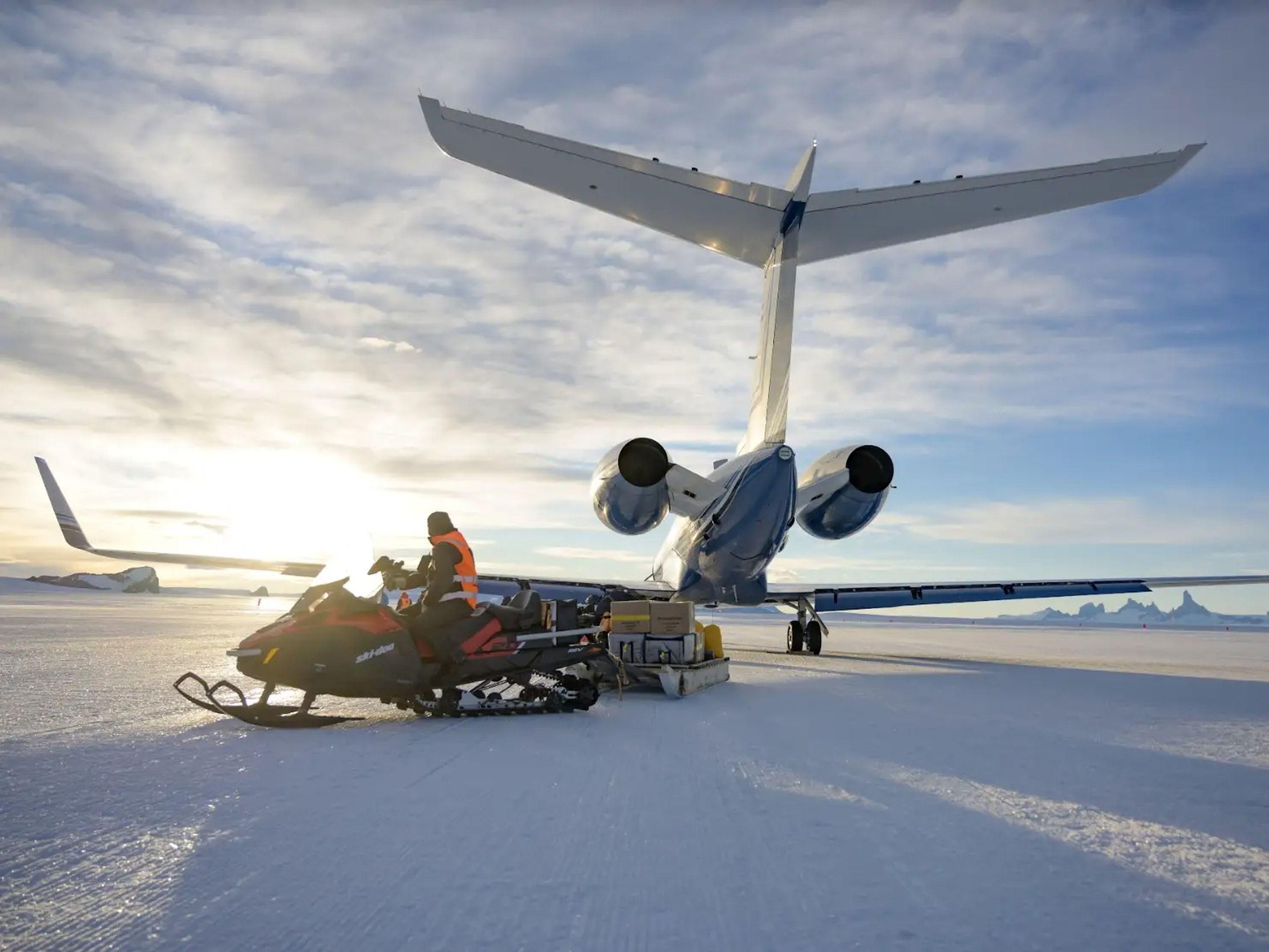 The G550 White Desert operates to Antarctica.