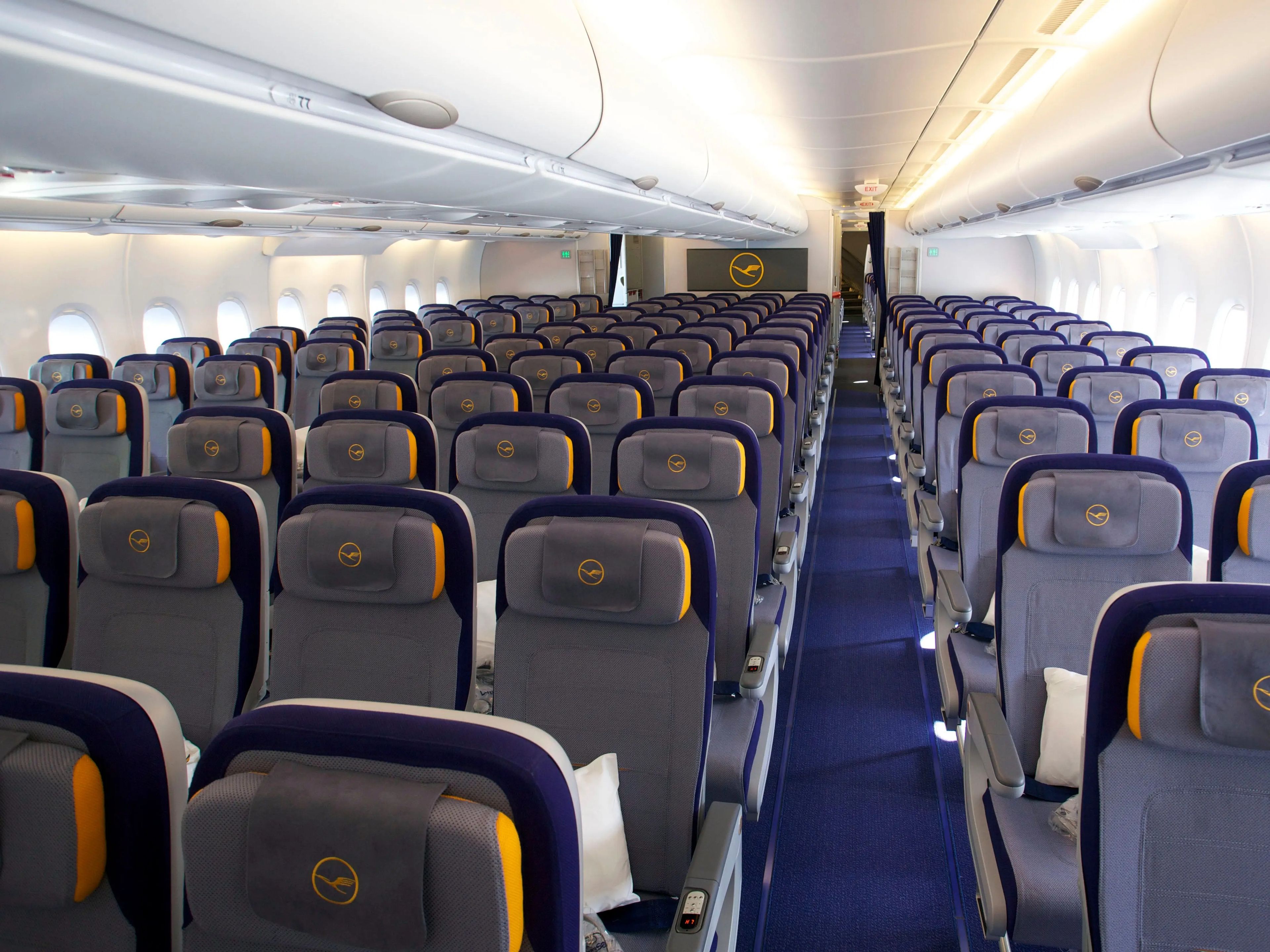 Interior de la cabina de un A380 de Lufthansa.