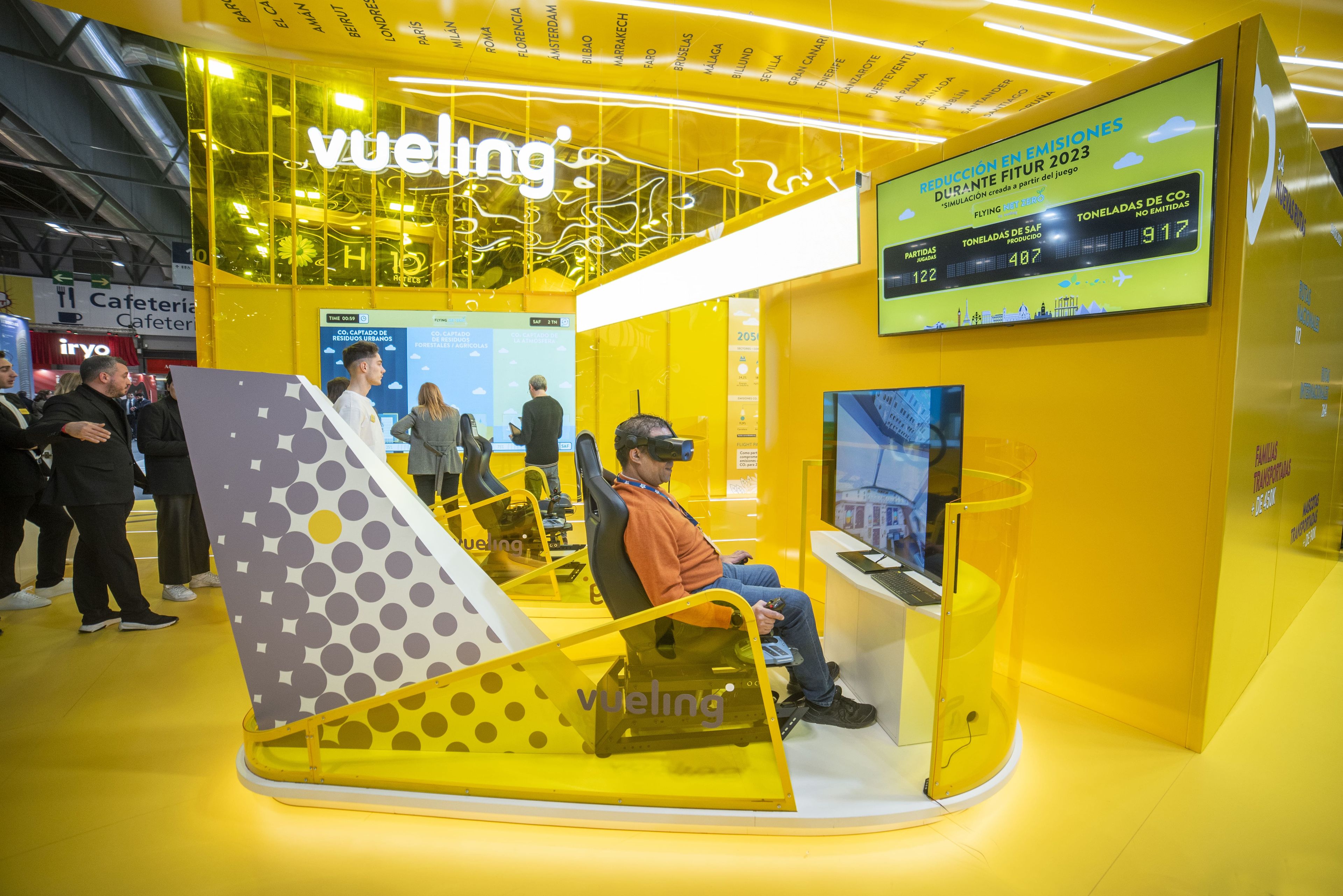 Simulador de vuelo de Vueling en Fitur.