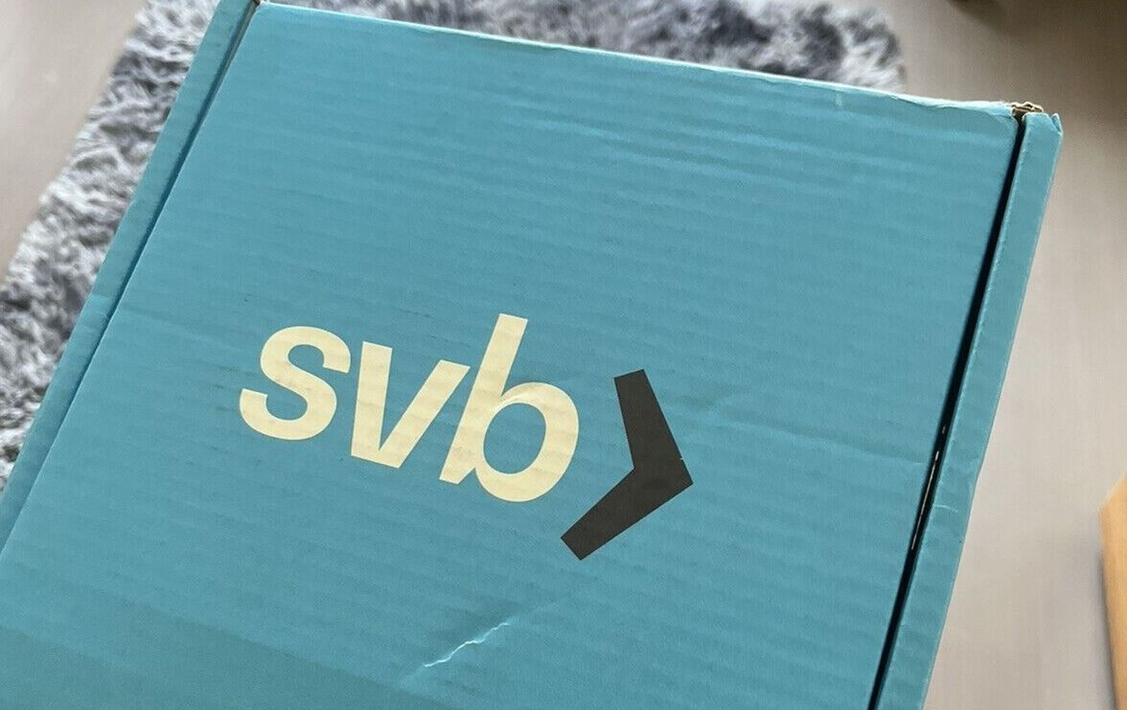caja de carton de silicon valley bank