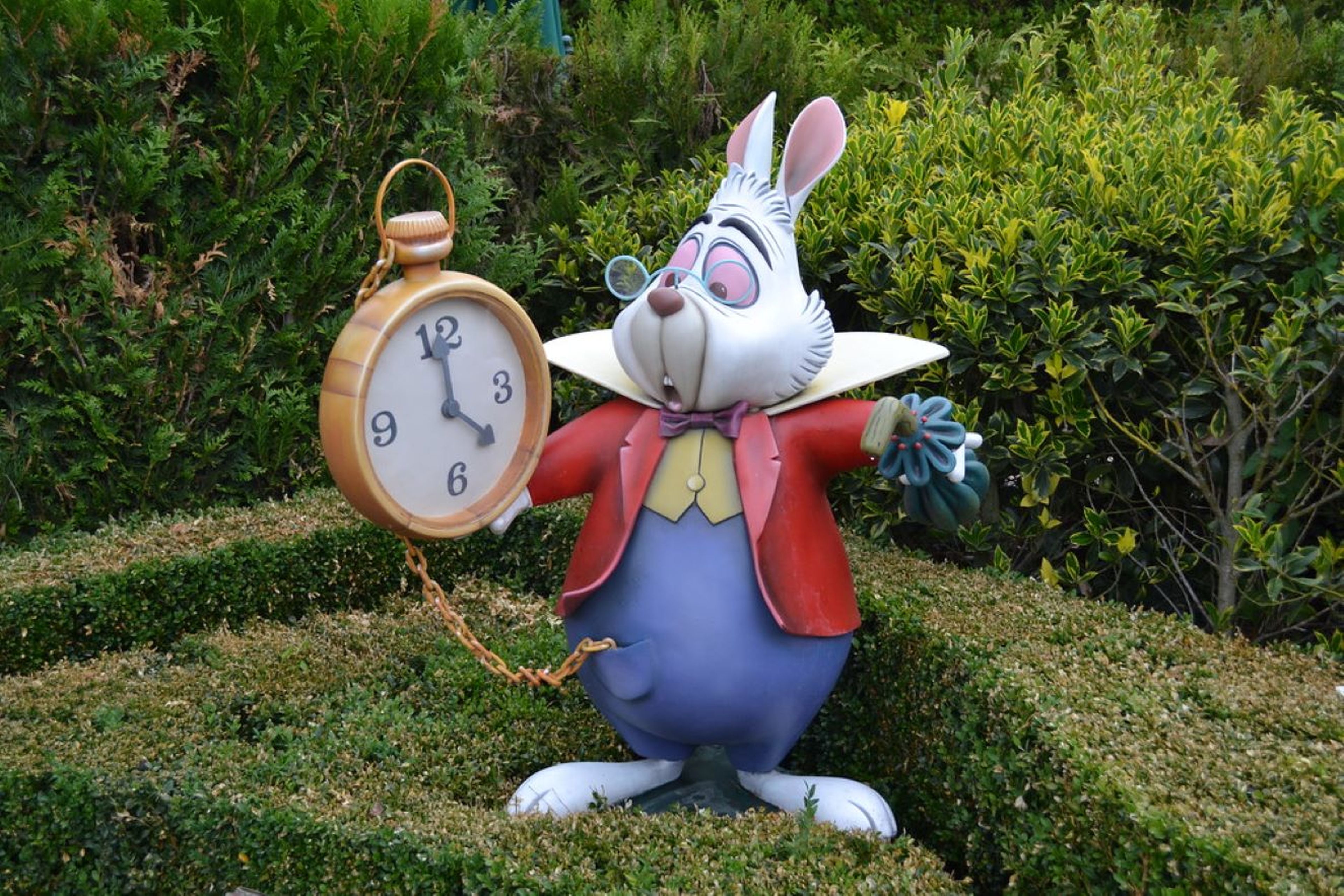 Conejo con reloj, Alicia en el País de las Maravillas