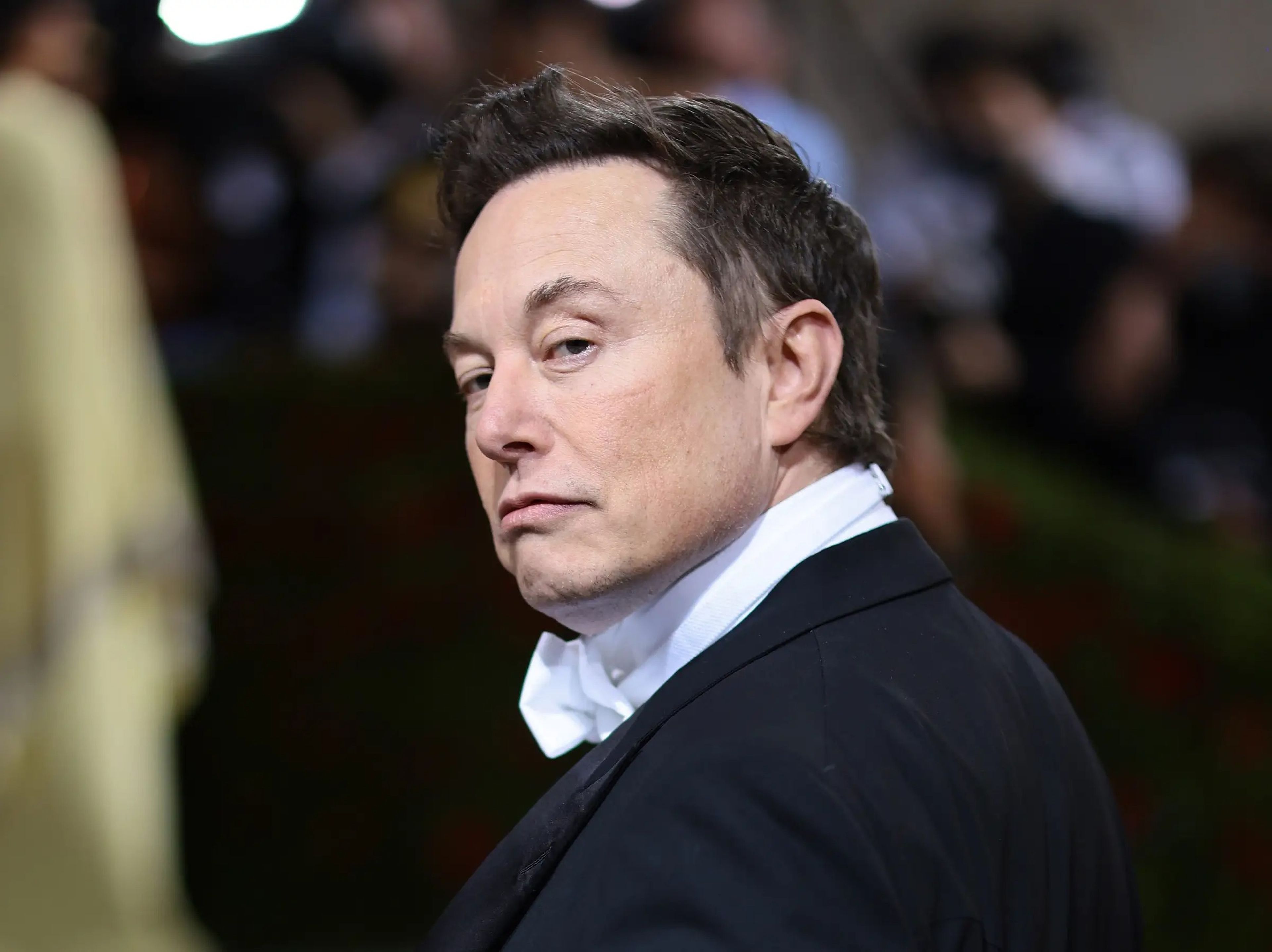 Elon Musk, CEO de Twitter y supuesto detractor del avance desmedido de la IA.