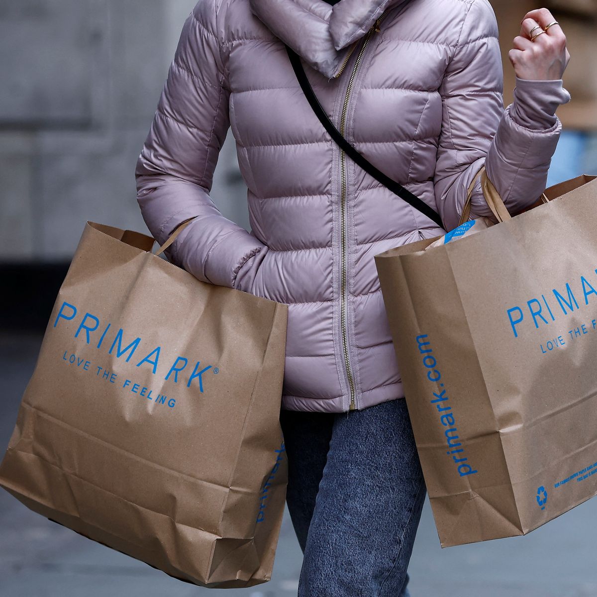 Estos son los mejores días para comprar en Zara y Primark ¡no se te  escapará ni una prenda! - Cadena Dial