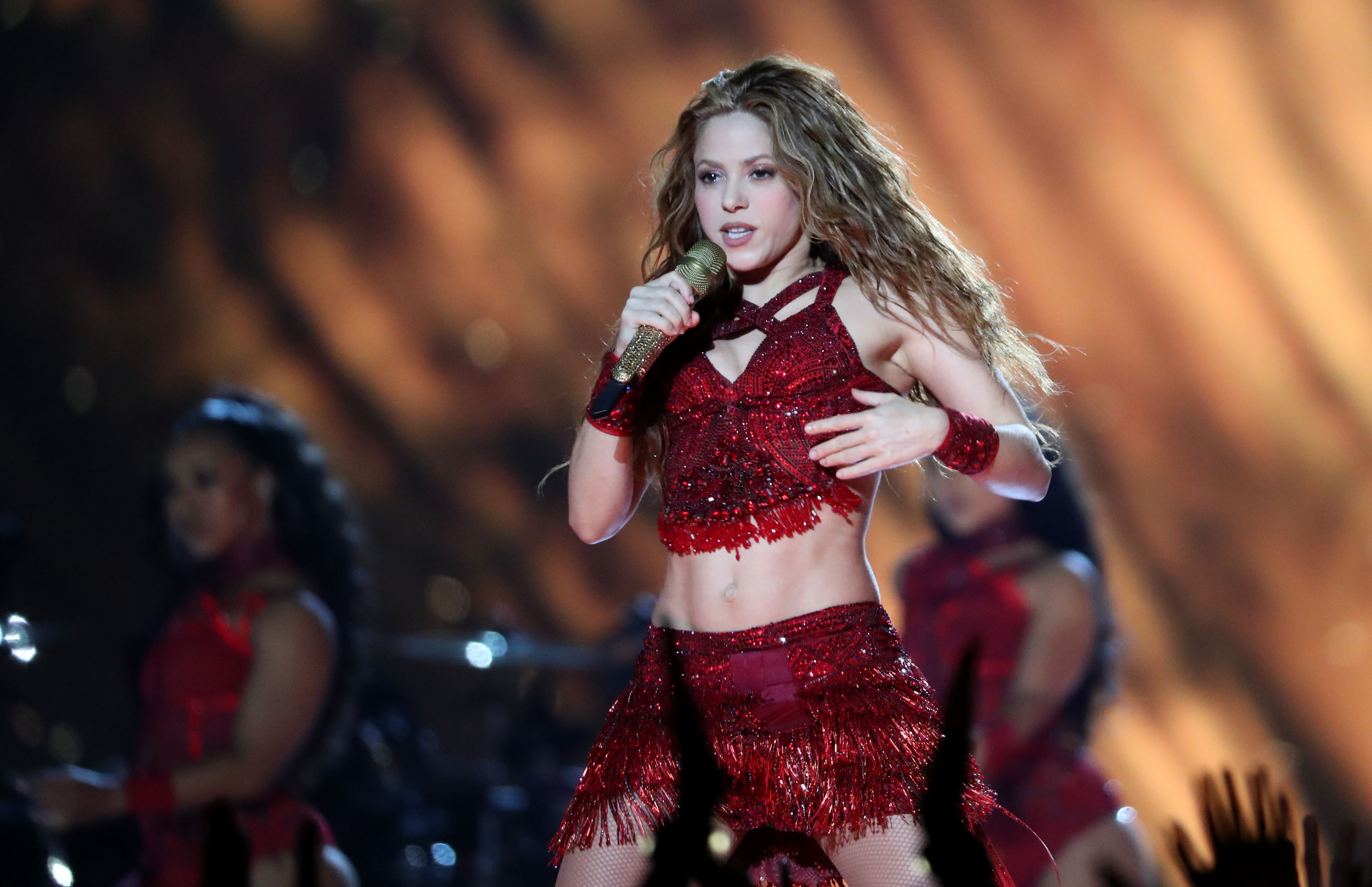 Shakira en su actuación en la Superbowl