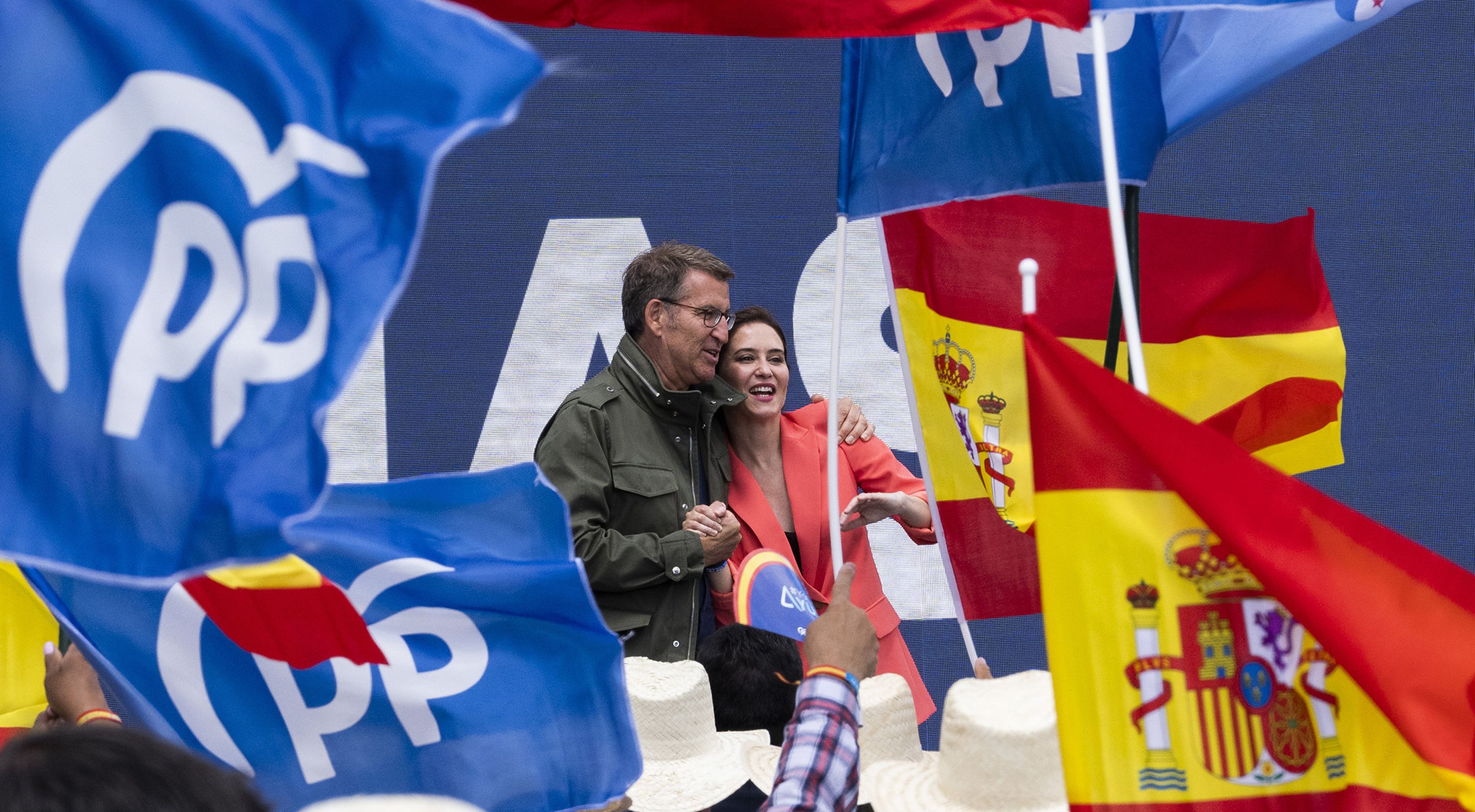 Alberto Núñez Feijóo líder del PP nacional e Isabel Díaz Ayuso presidenta de la Comunidad de Madrid y candidata a la asamblea.
