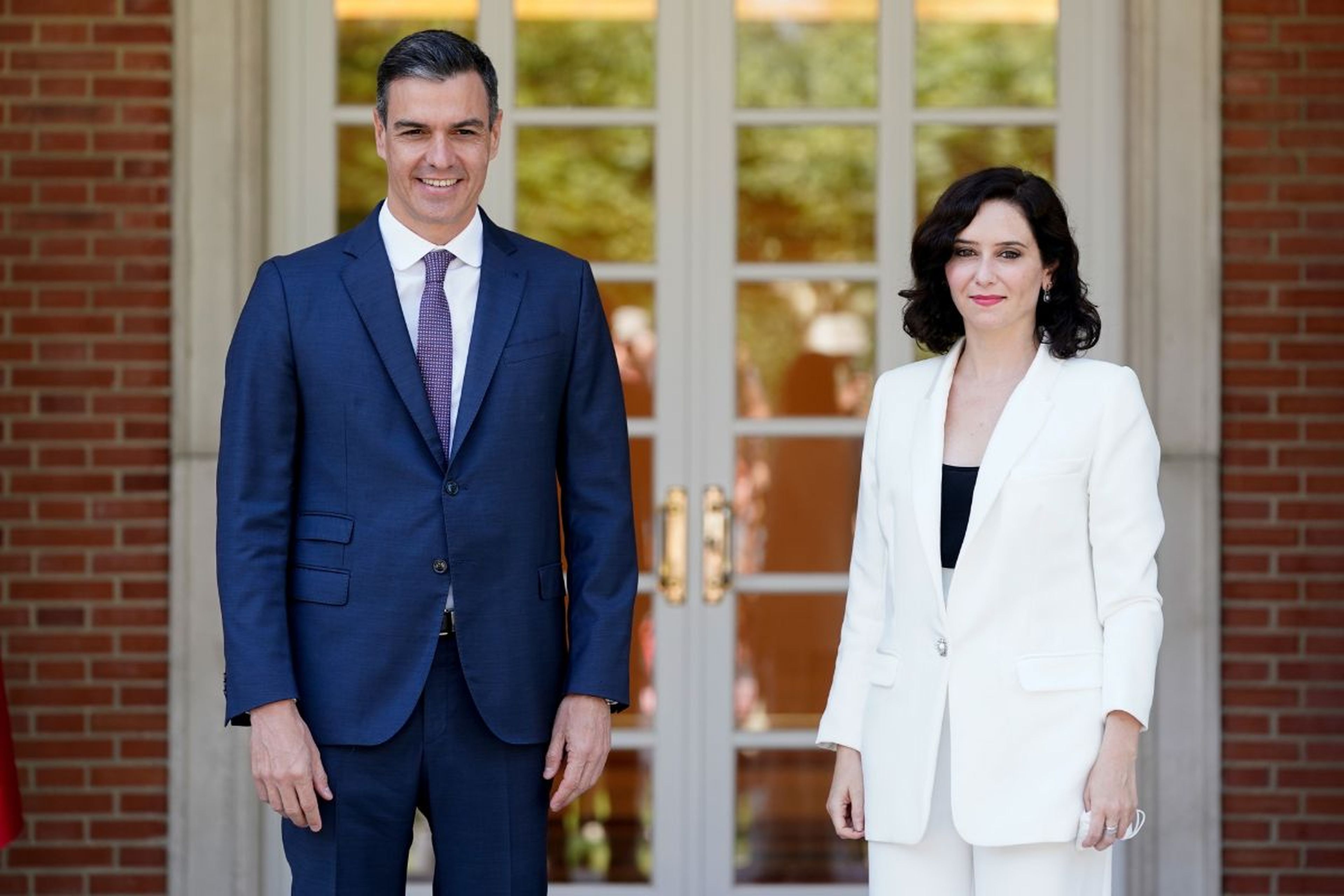El presidente de España, Pedro Sánchez, y la presidenta de Madrid, Isabel Díaz Ayuso.