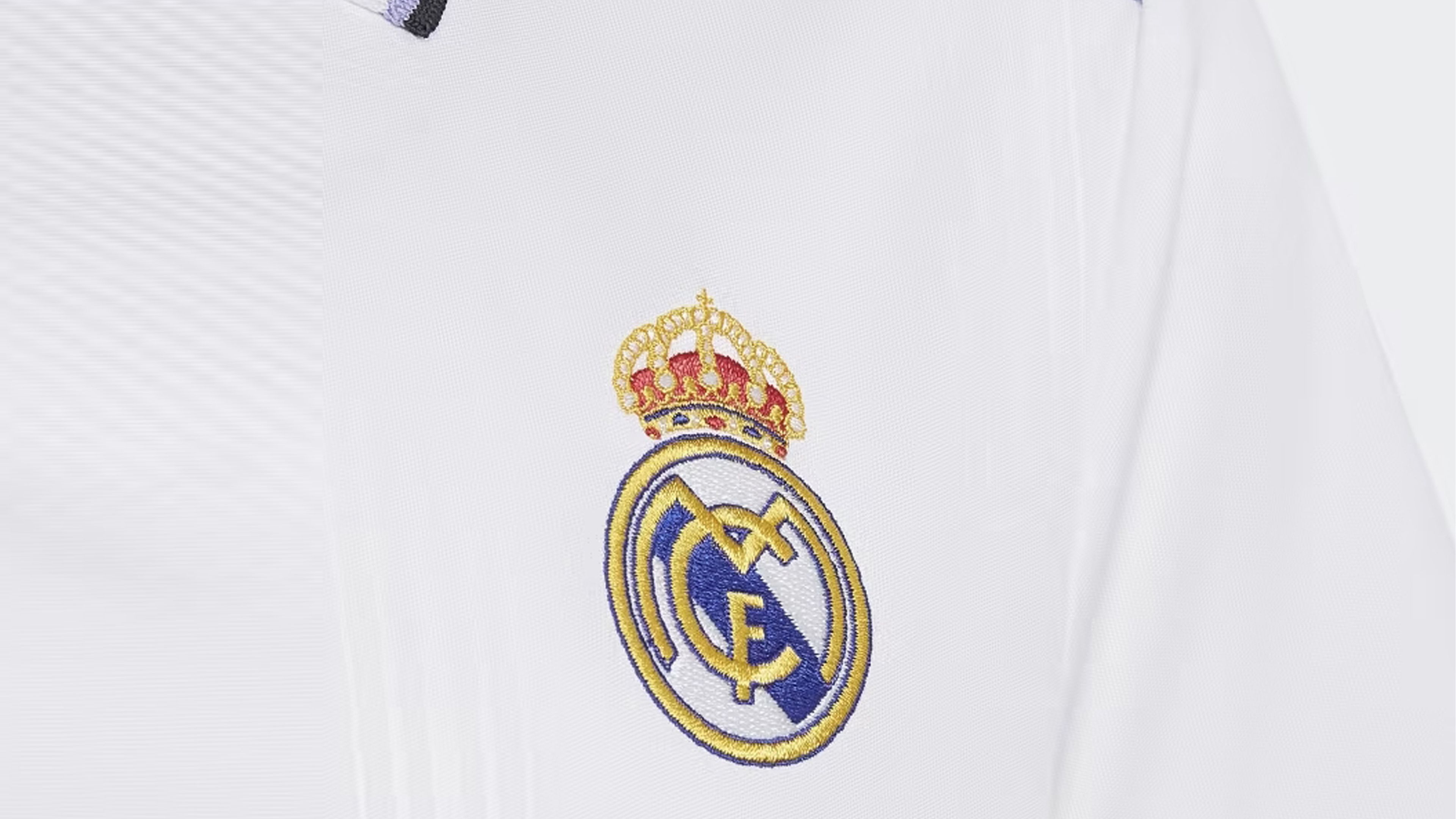 Ya te puedes comprar la equipación del Real Madrid de 2023/2024