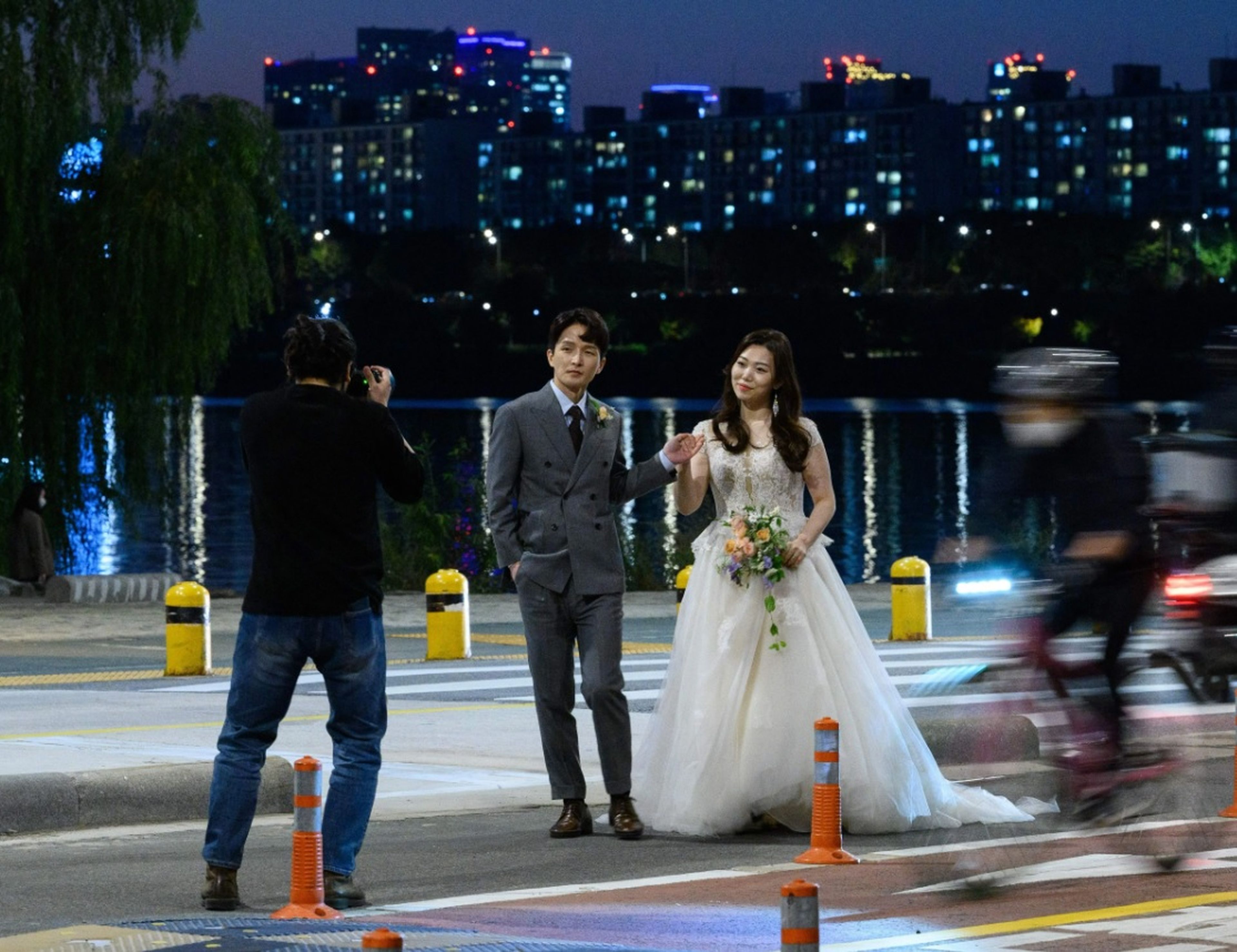 Cada vez menos surcoreanos de la generación MZ consideran el matrimonio una necesidad.