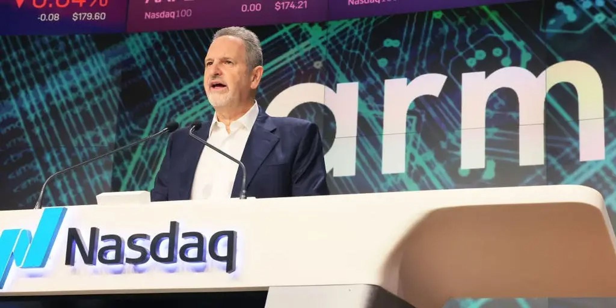 ARM se dispara un 21 en su estreno en bolsa, con una OPV de 55.000