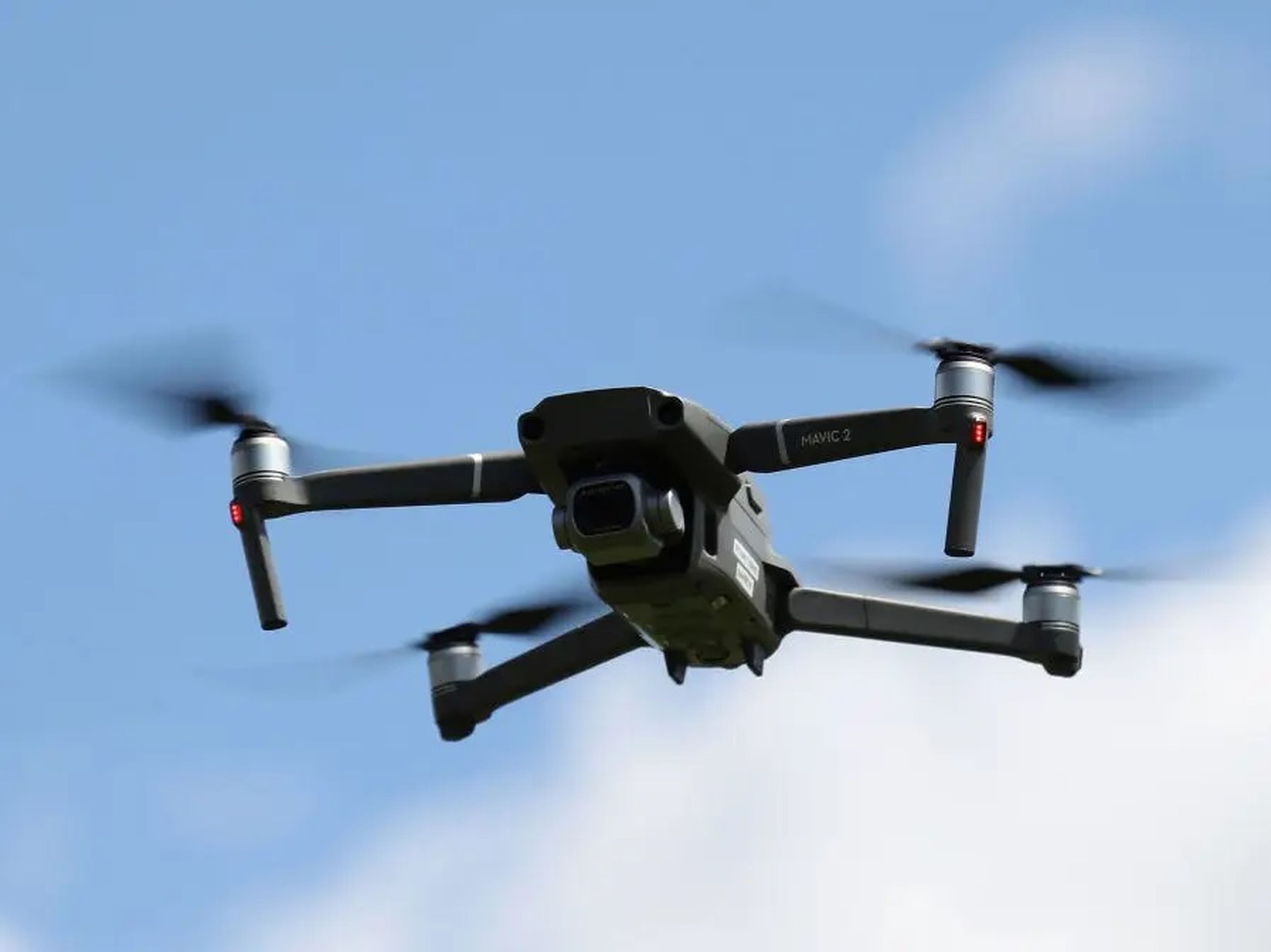 Drones de vigilancia para controlar los superyates.