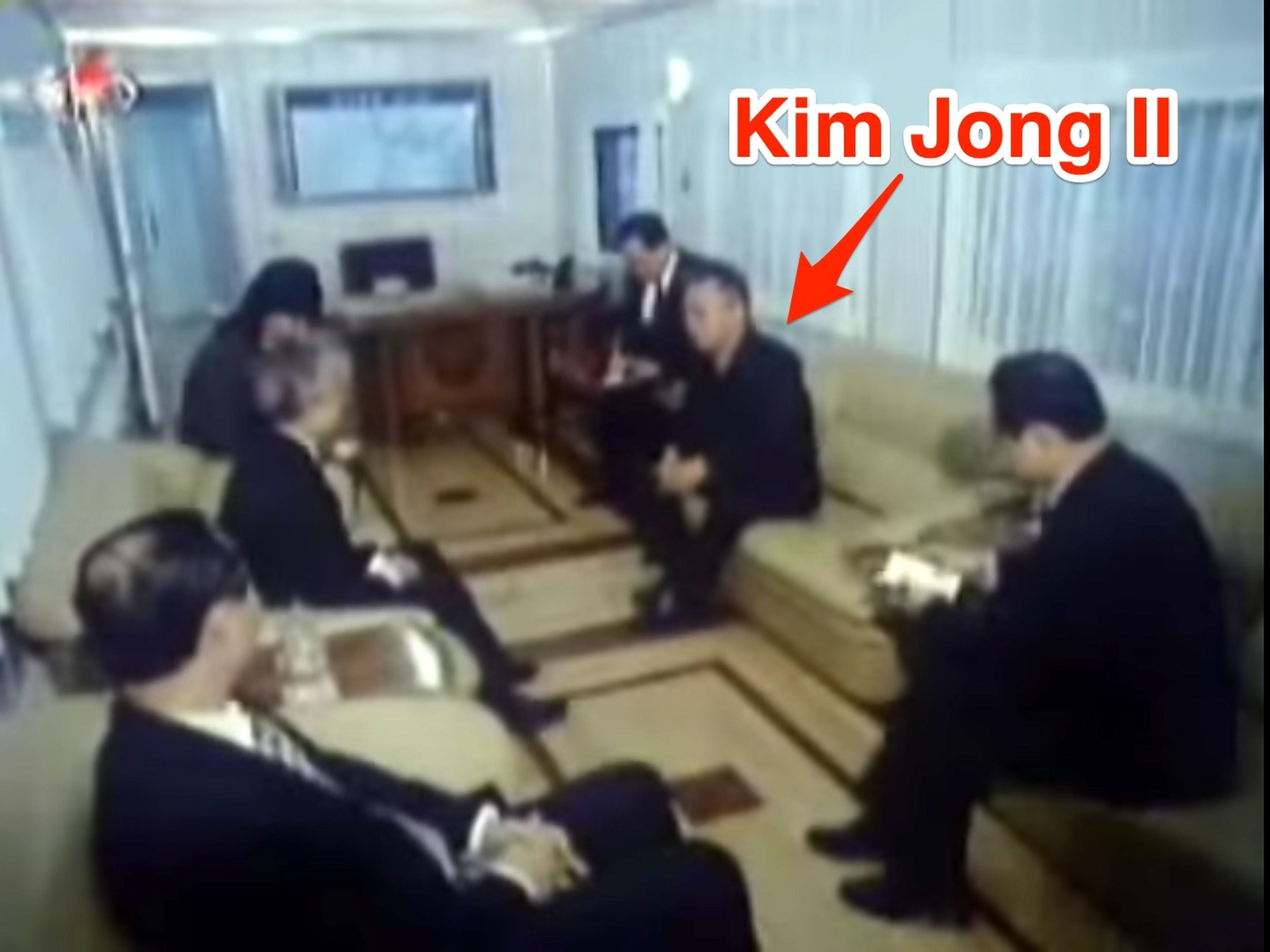 Kim Jong Il en el mismo tren.