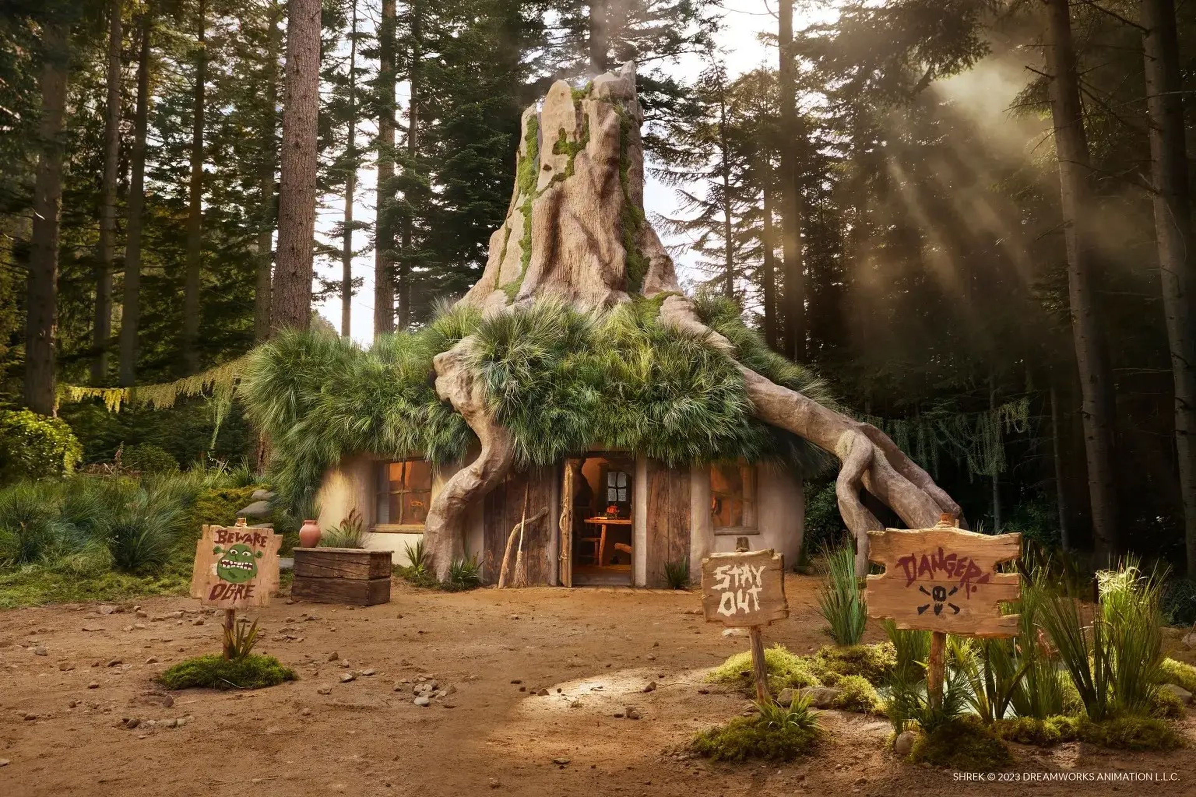 El exterior de la ciénaga de Shrek es idéntico al de la película.