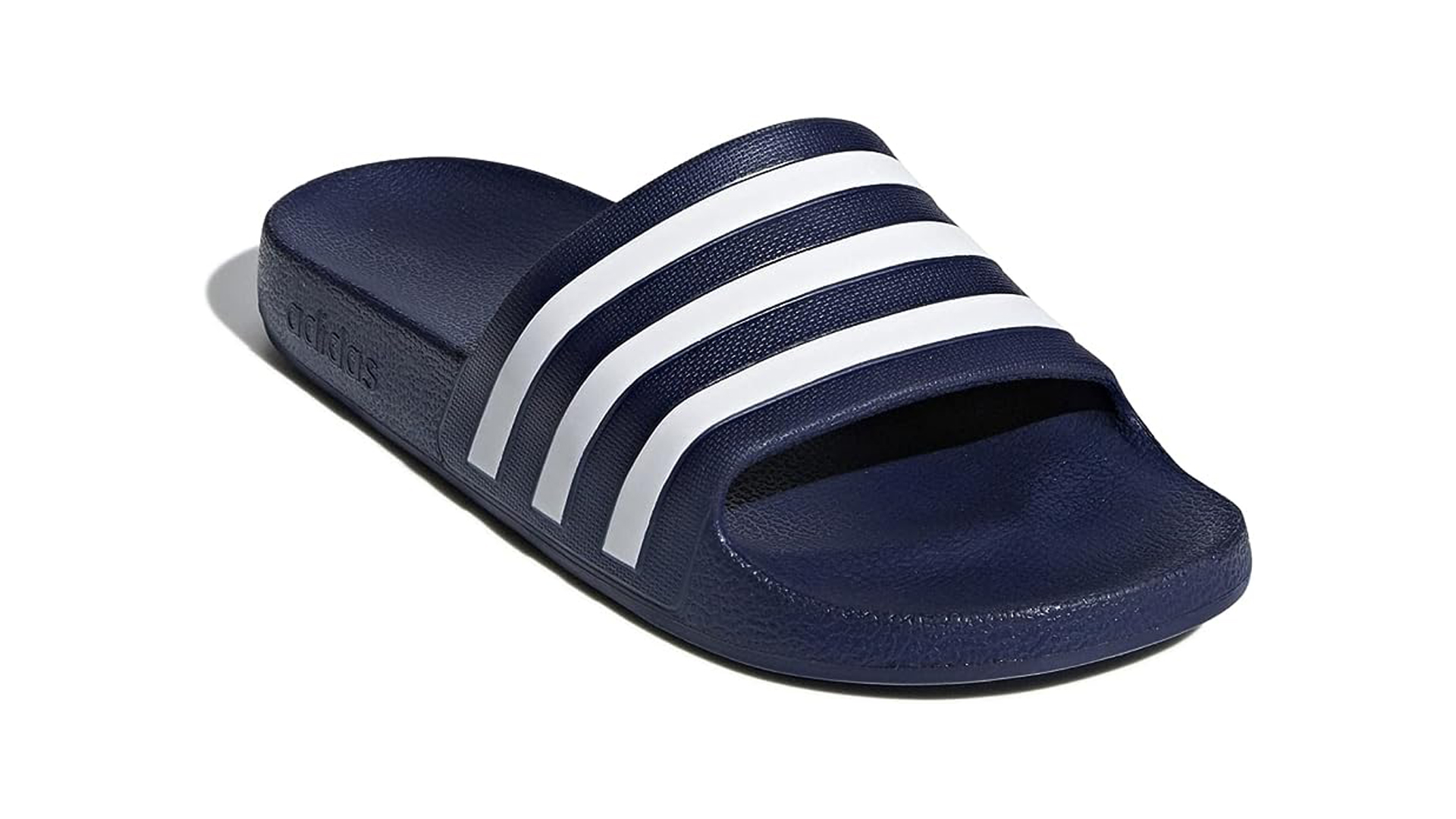 Estas chanclas Adidas arrasan absolutamente en ventas 43.000