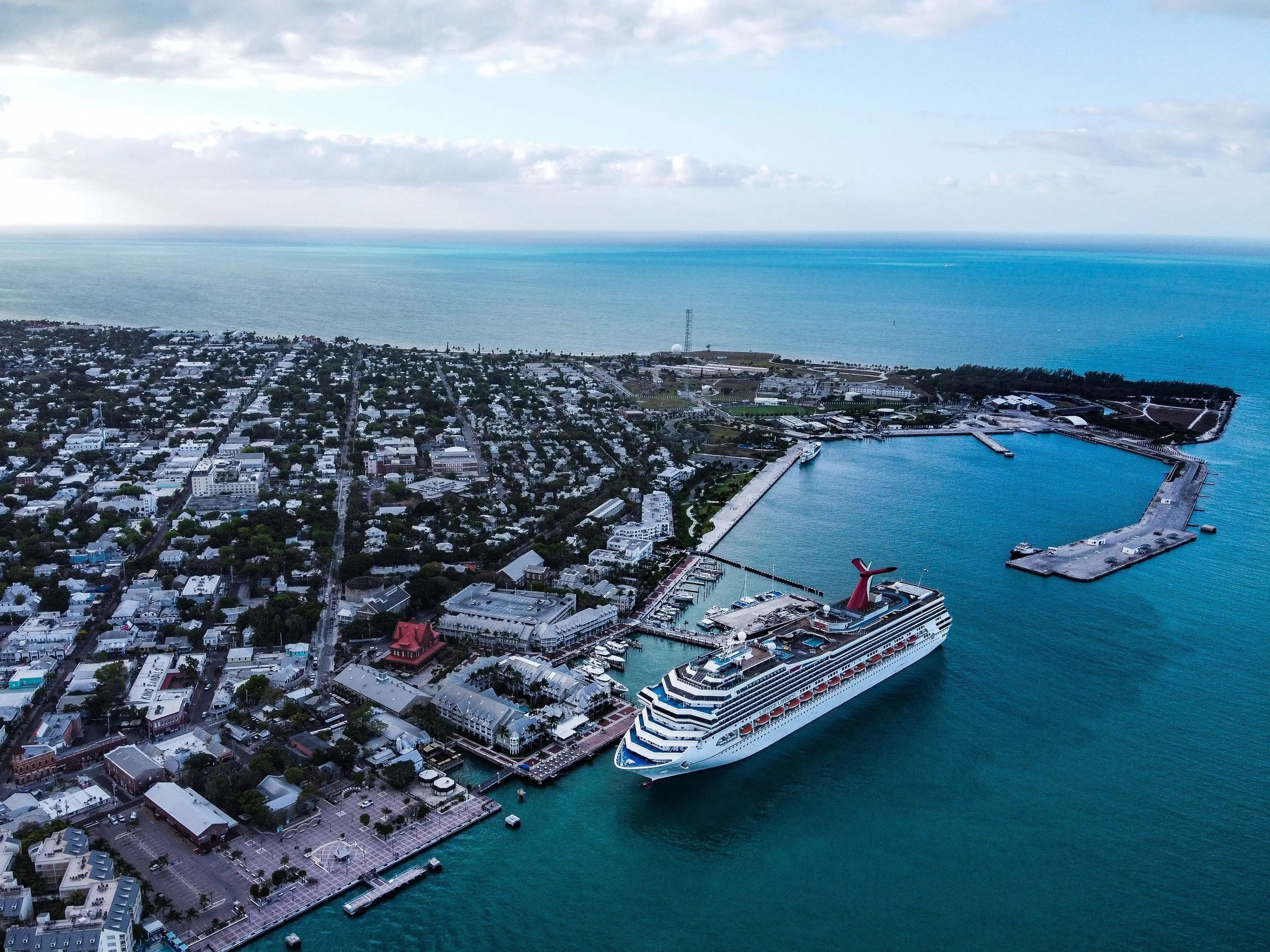 El crucero Carnival Dream atracado en Key West.
