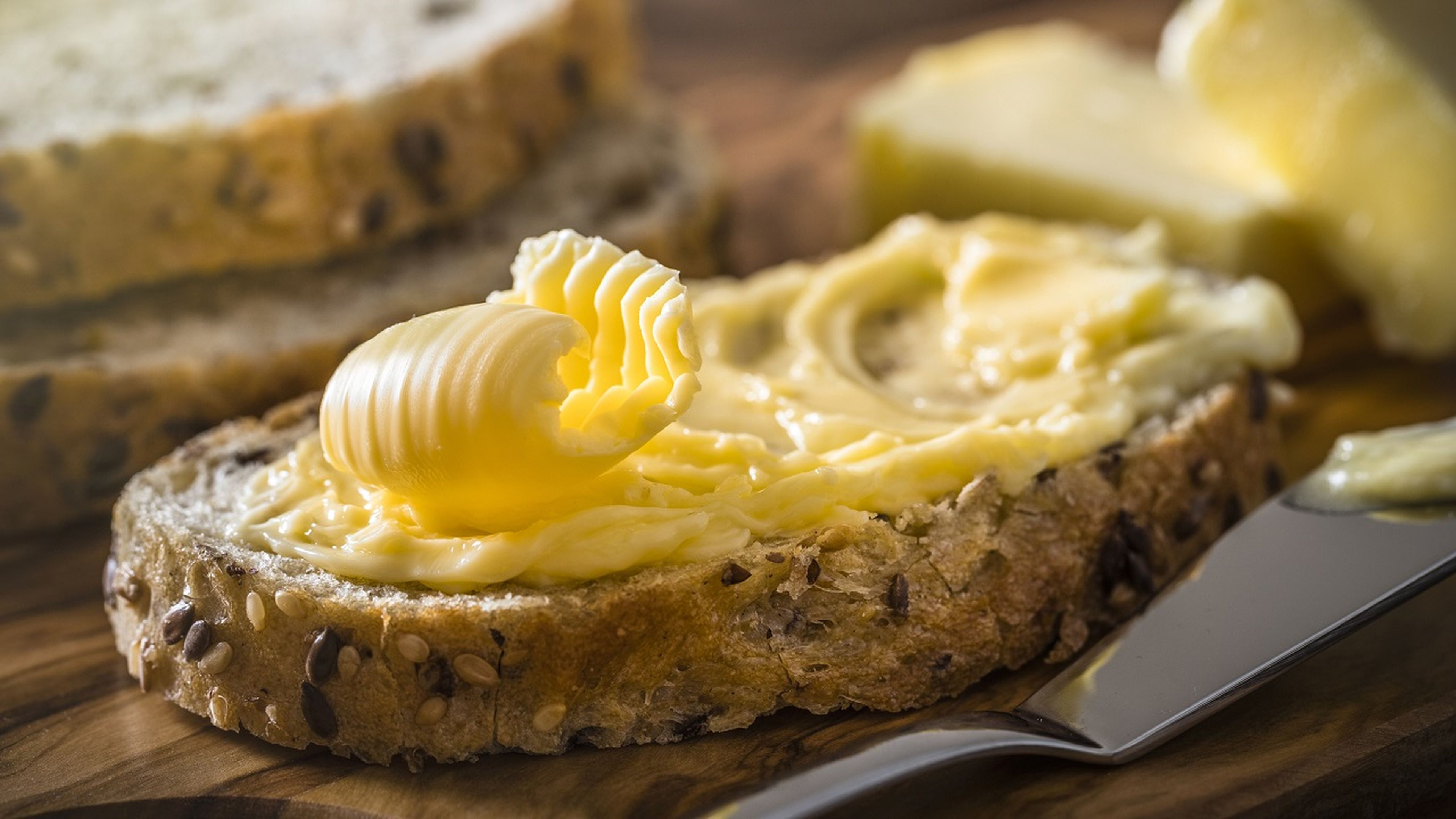 Desayuno saludable: alimentos habituales que puedes pensar que resultan sanos y no lo son