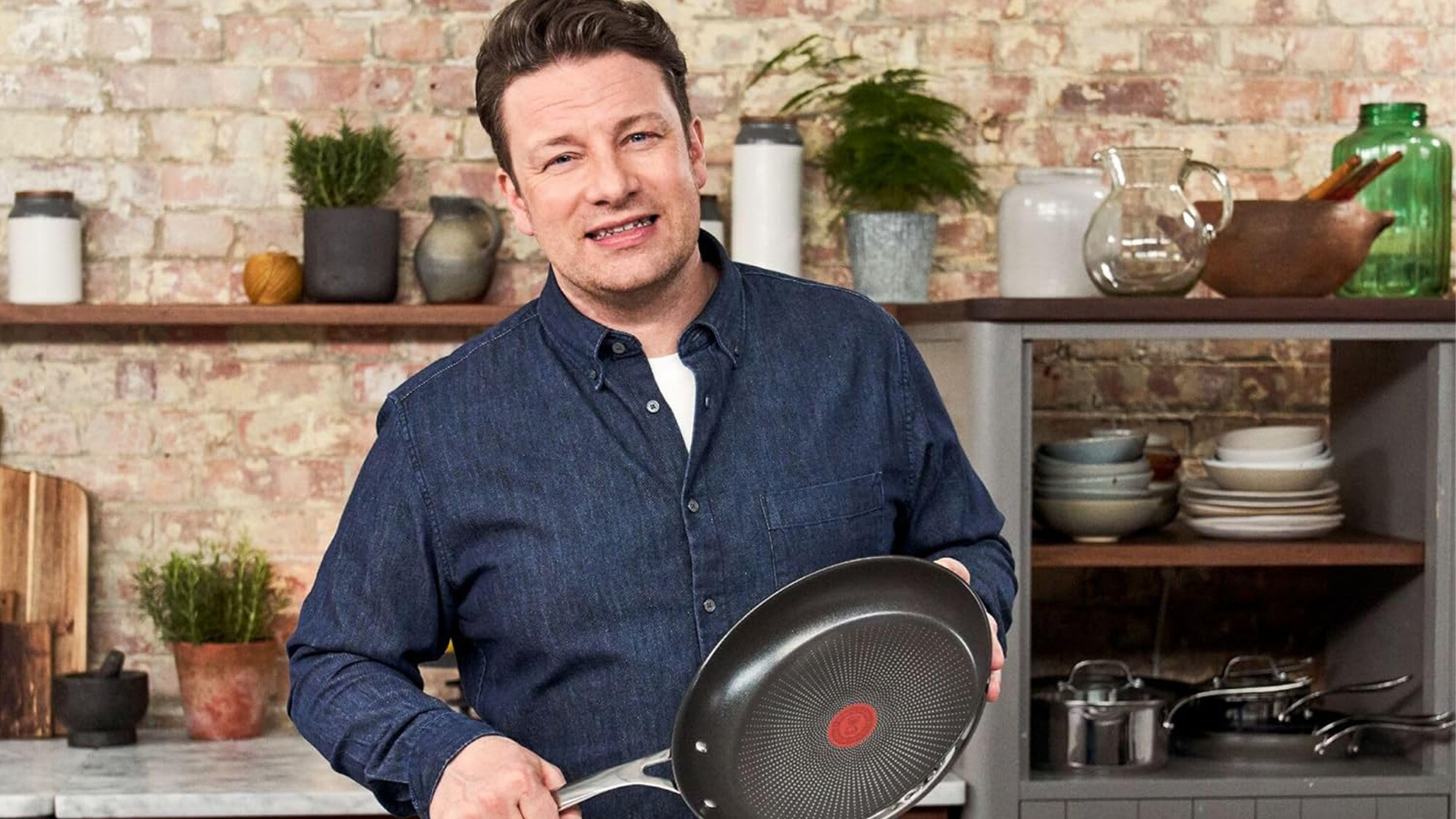 revienta el precio de las sartenes Tefal: a mitad de precio y con el  sello de Jamie Oliver