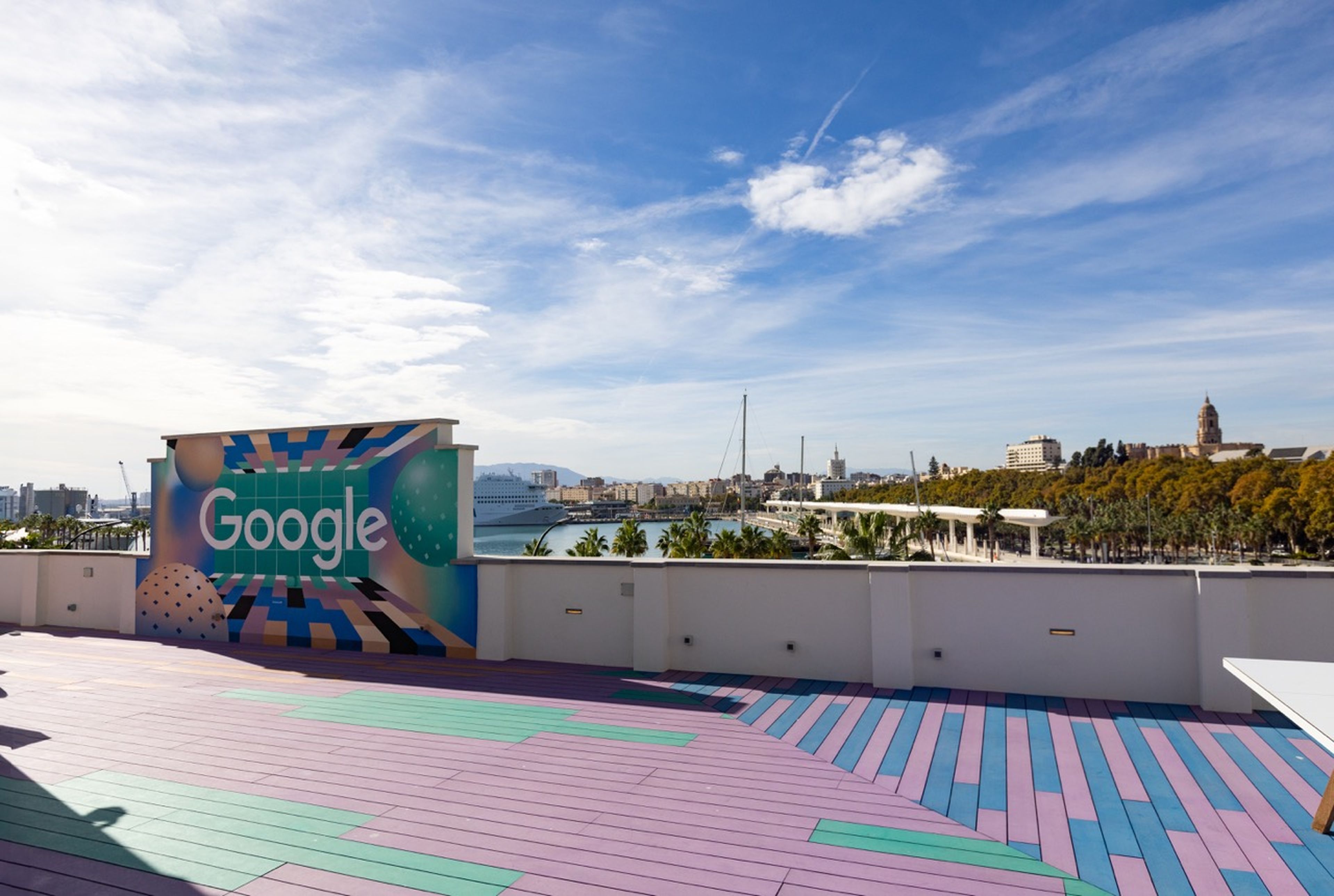 Azotea del nuevo GSEC Málaga, el centro de ciberseguridad de Google en Málaga.