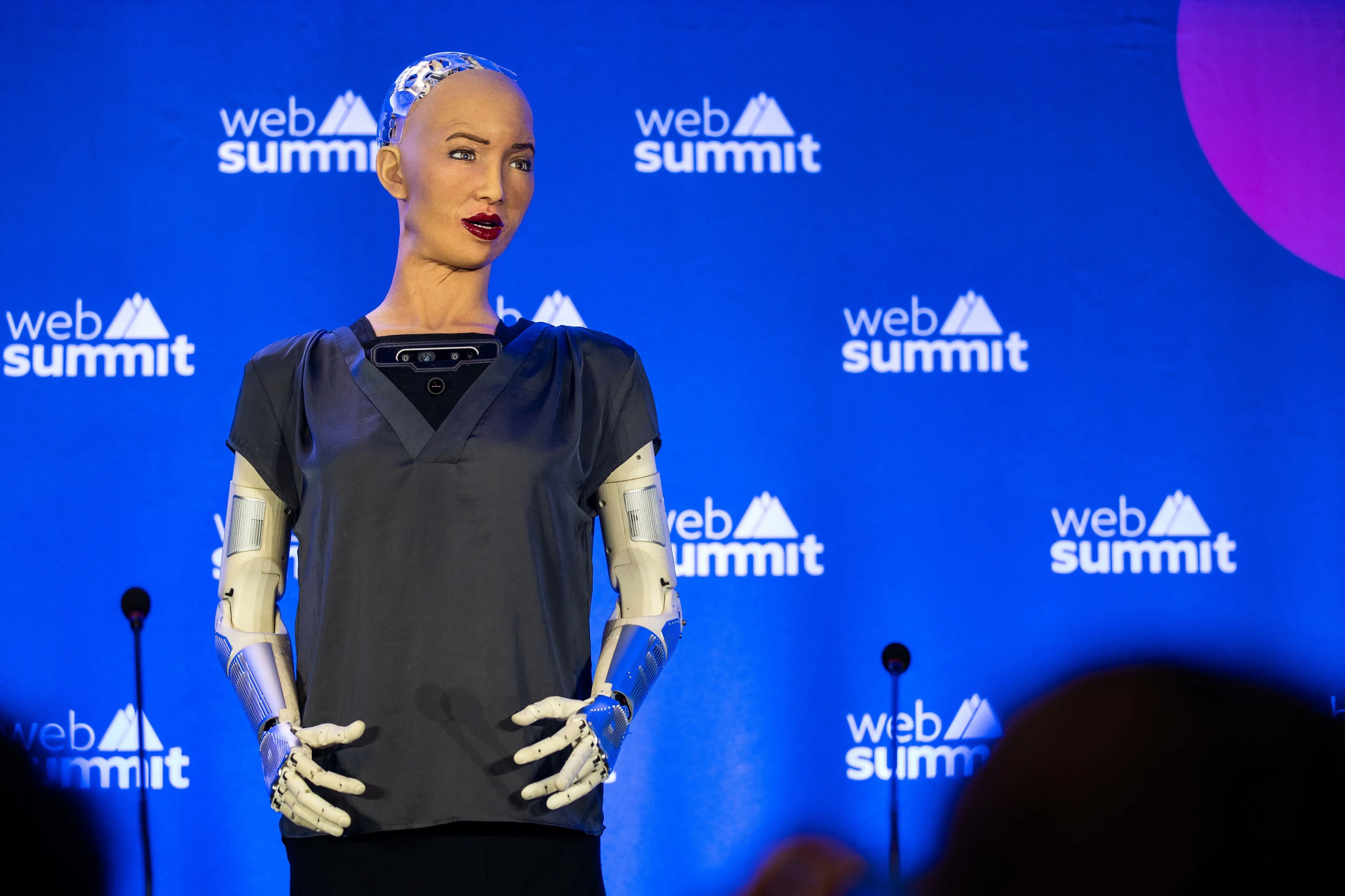 Sophia, la robot viral de Hanson Robotics, ha intervenido en foros de todo el mundo.