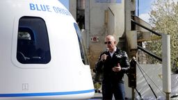 Jeff Bezos, Blue Origin