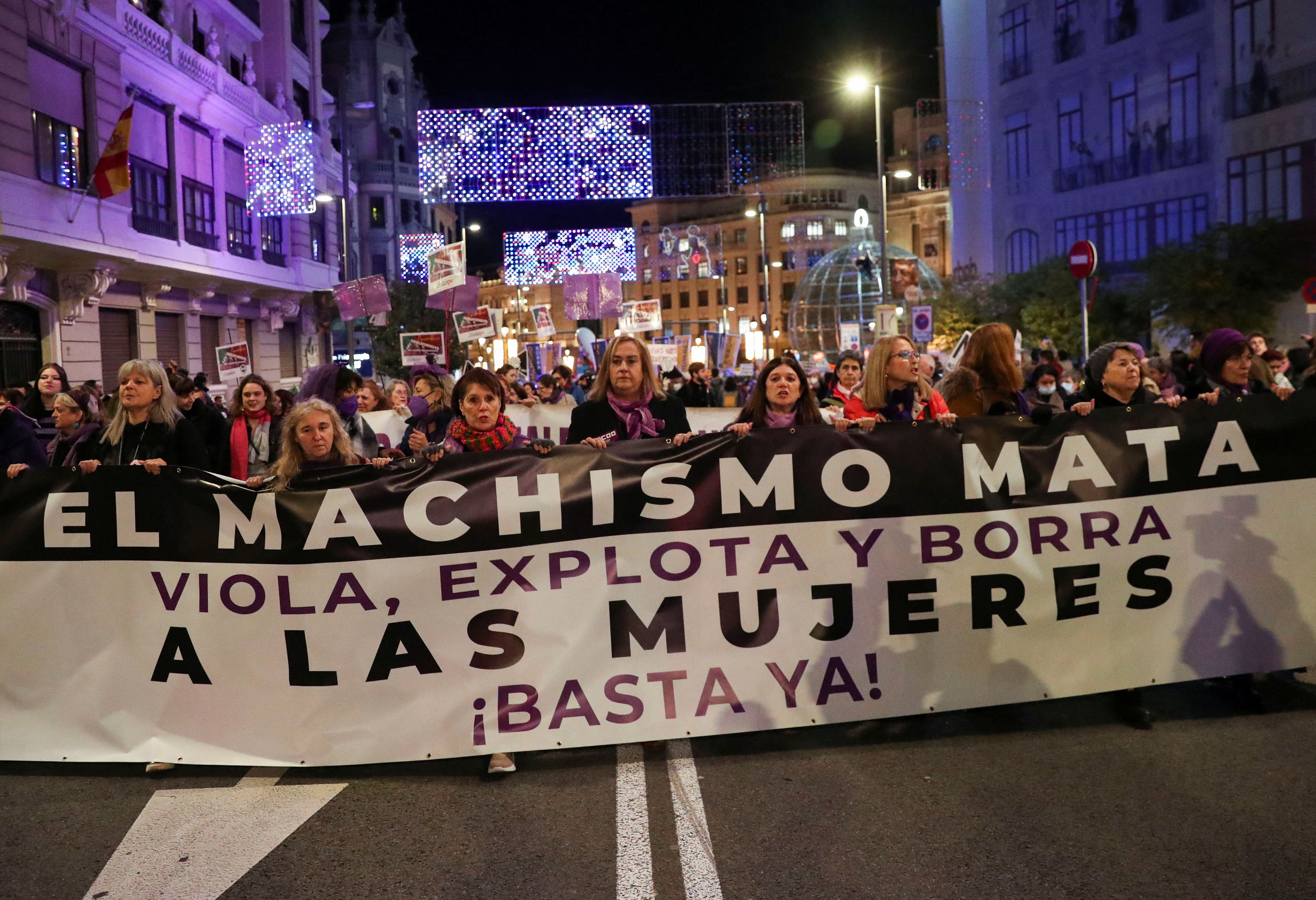 Manifestación por el día Internacional de la Eliminación de la Violencia contra la Mujer en Madrid.