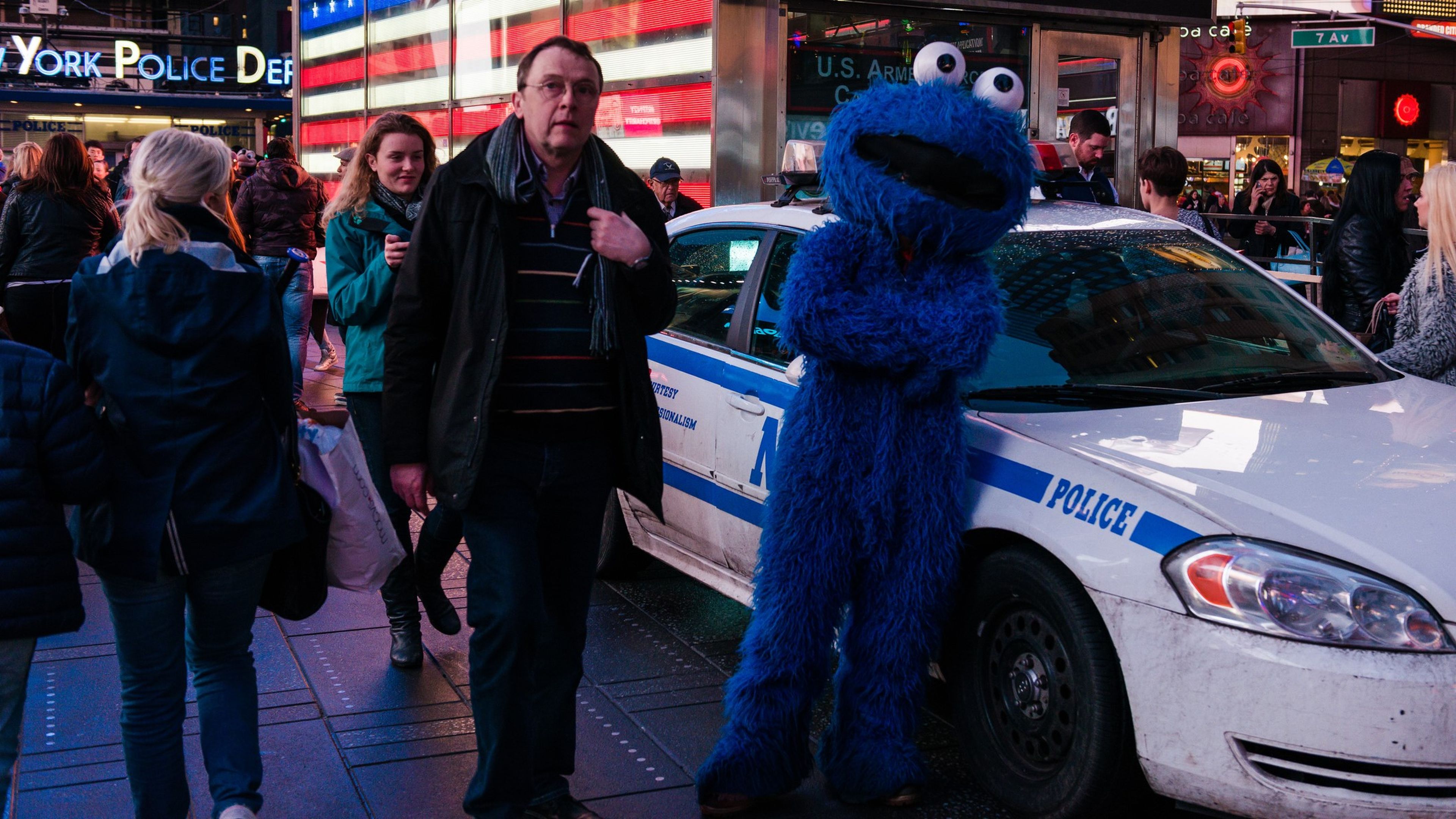 Monstruo de las galletas en Times Square.