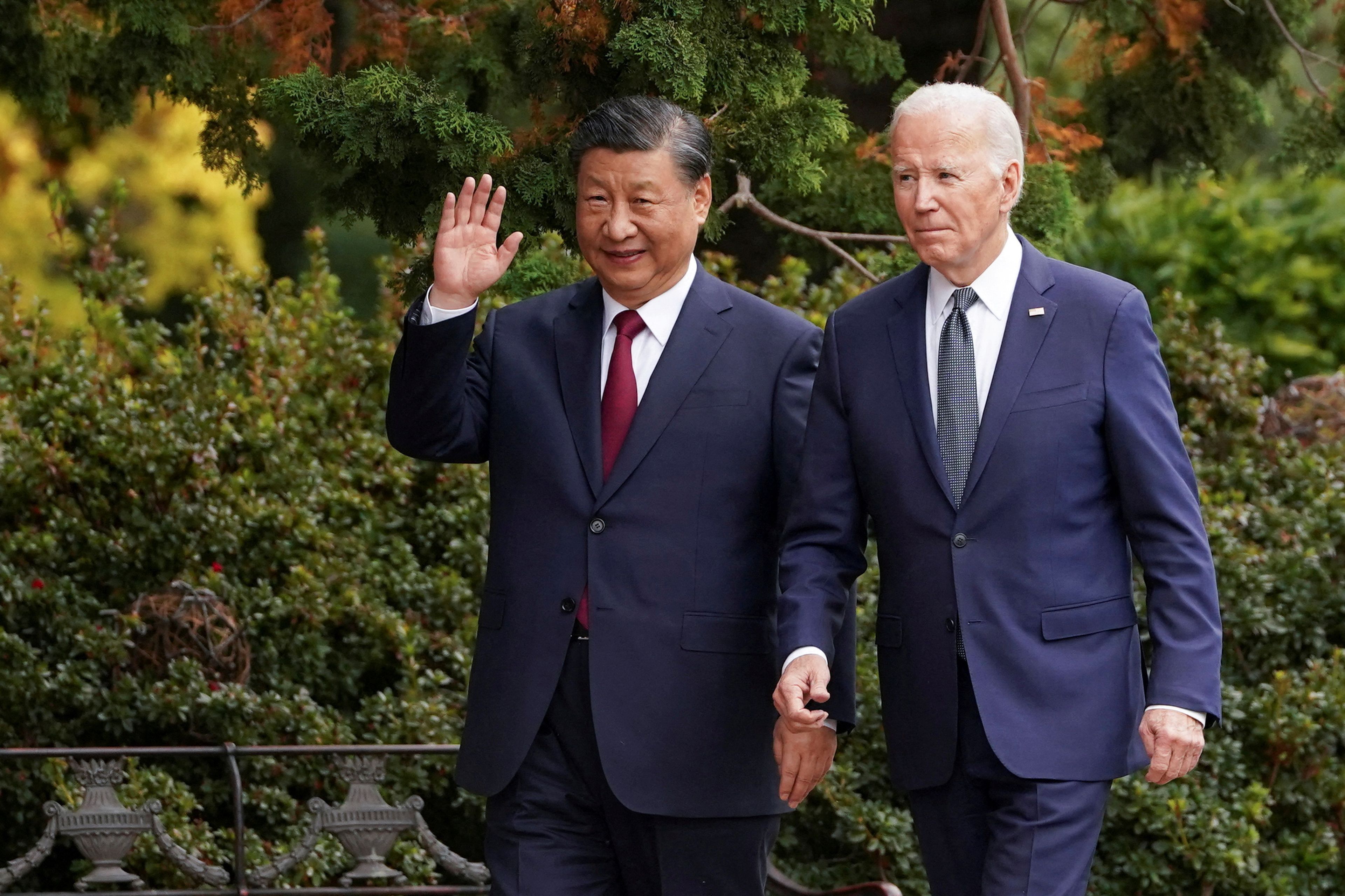 Xi Jinping y Joe Biden.