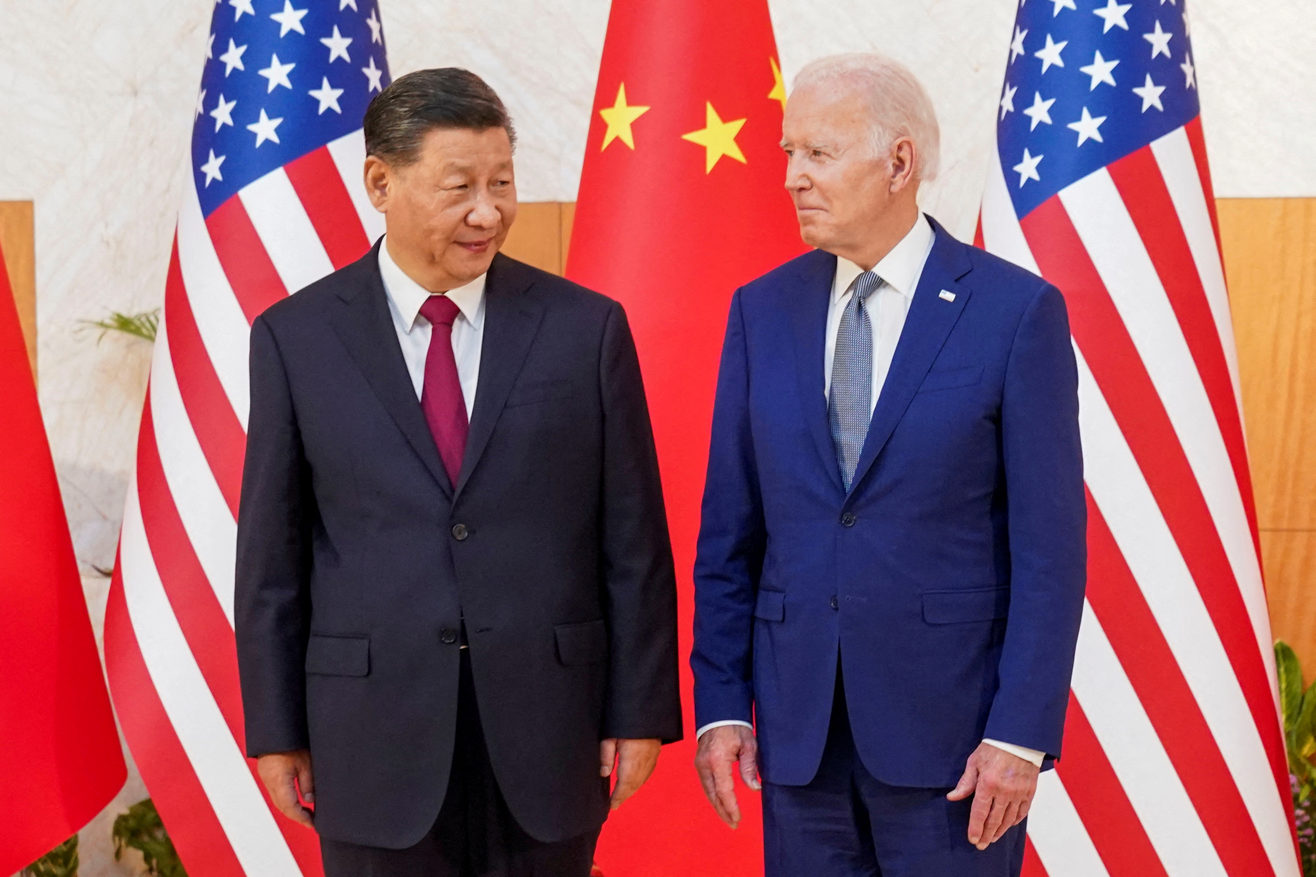 Biden lanza la guerra total contra China por los chips - El Orden Mundial -  EOM