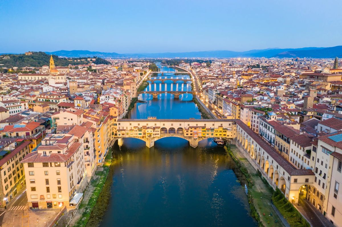 “Abbiamo perso Venezia, salviamo Firenze”: l’Italia si ribella contro Airbnb
