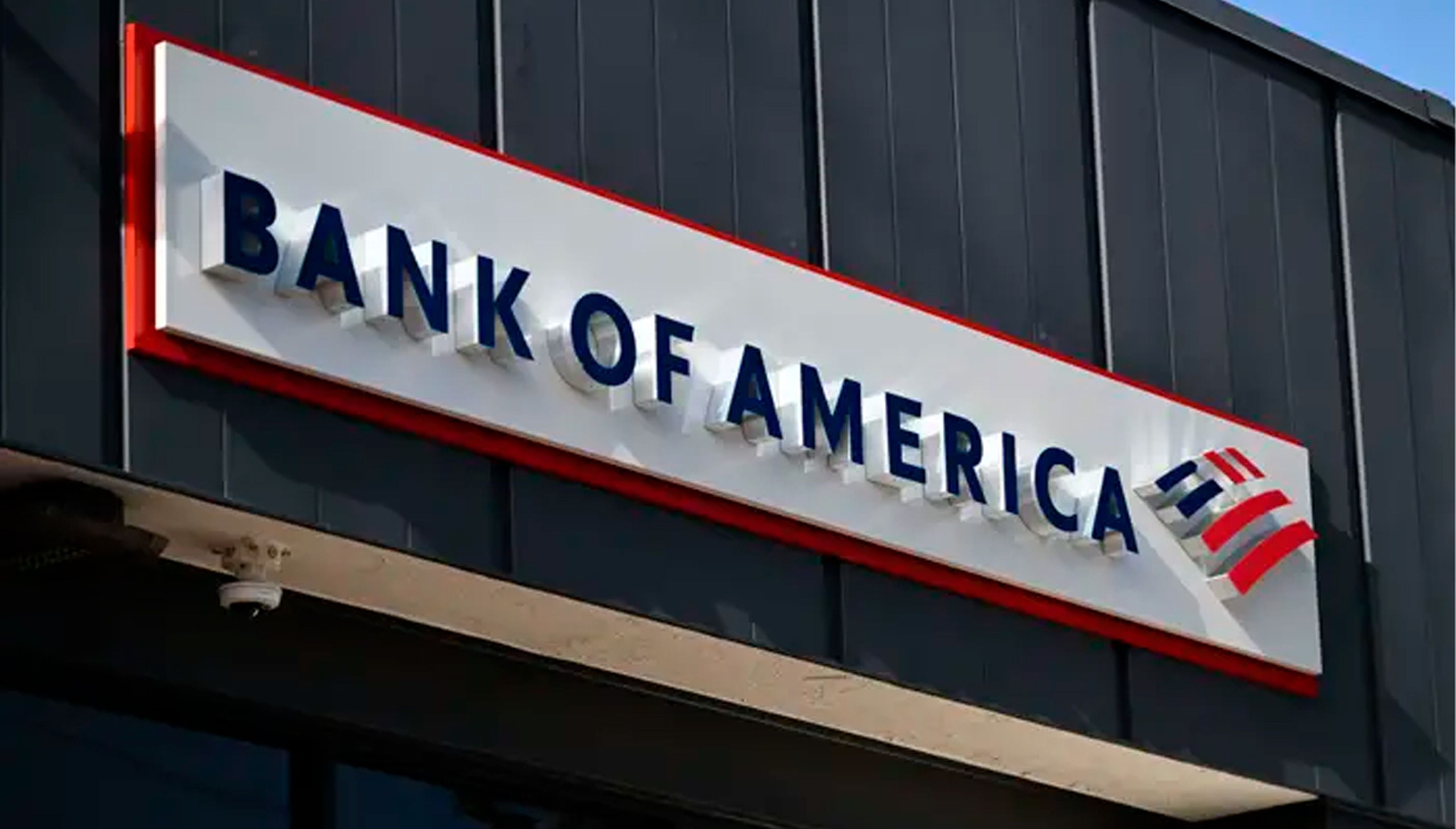 Cartel exterior de una sucursal de Bank of America en Rolling Hills Estates, California, Estados Unidos, el 13 de marzo de 2023.