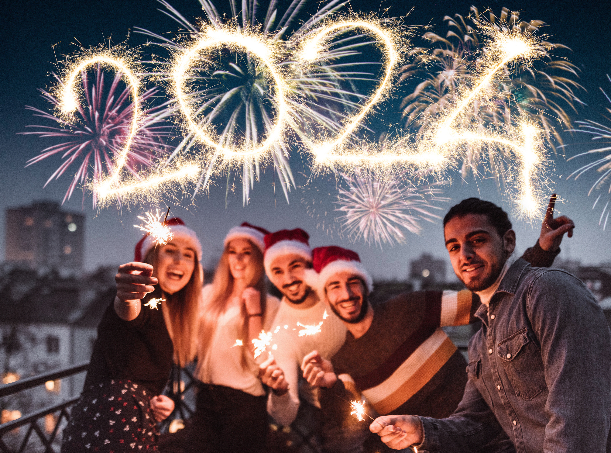 106 frases y mensajes originales para felicitar el Año Nuevo 2024