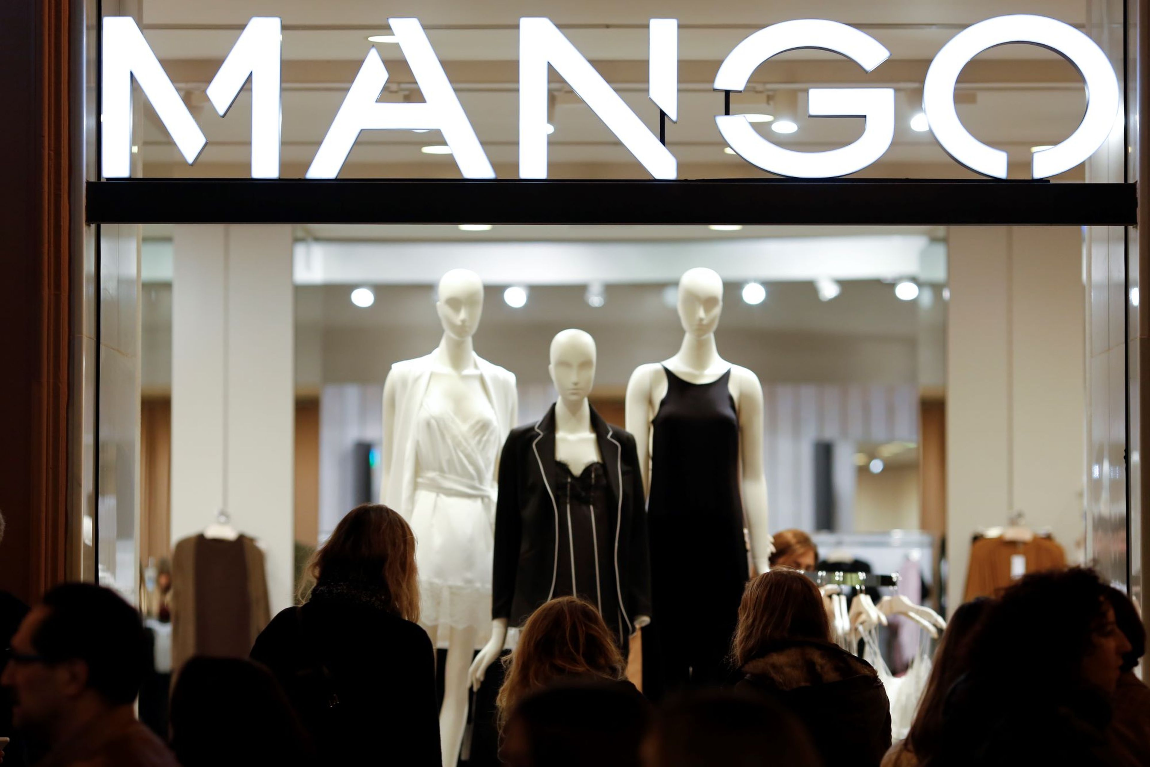 Tienda de Mango en España, moda