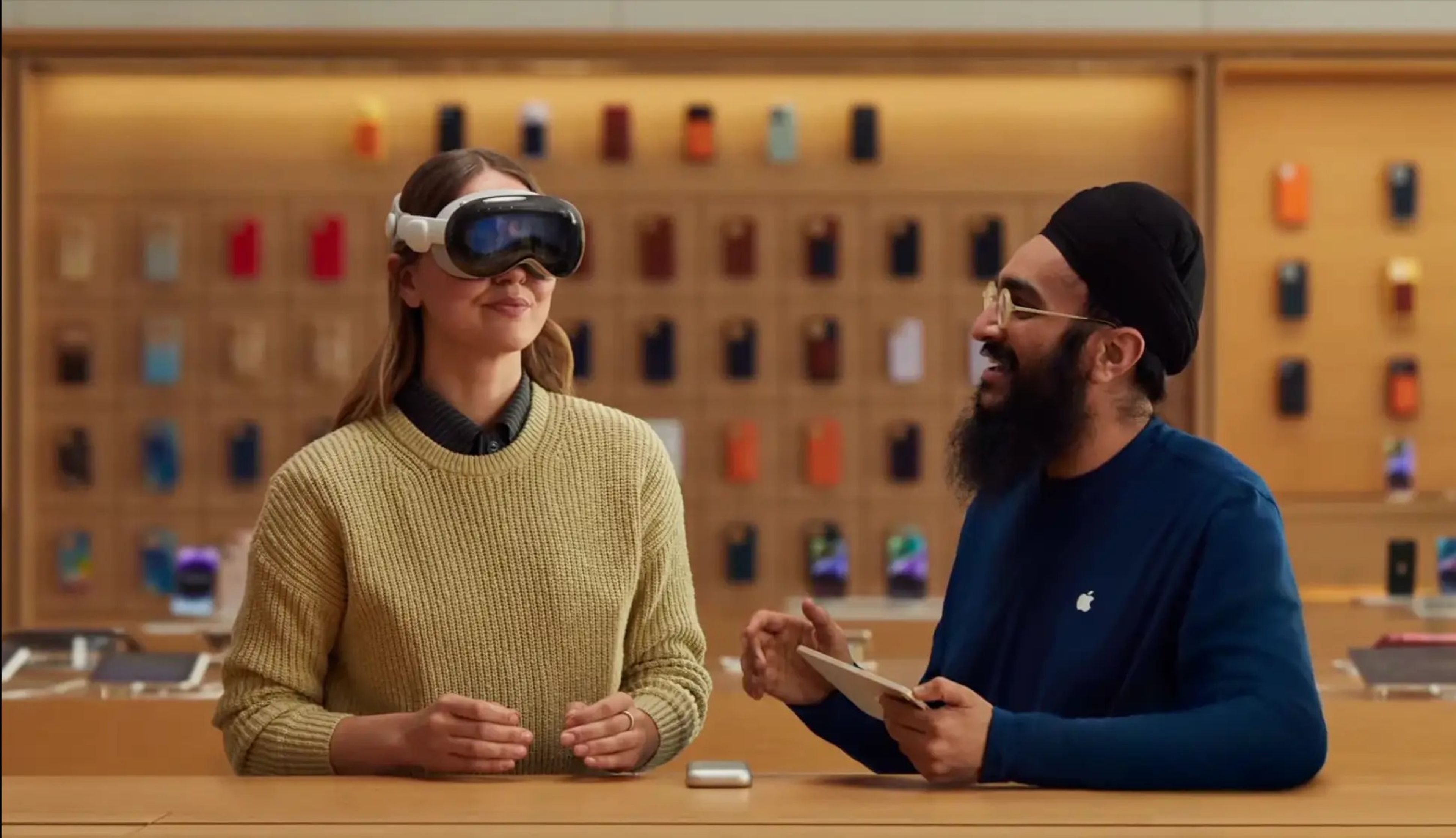Los compradores de unas Vision Pro podrán realizar una demostración individual junto al personal de ventas de Apple cuando reciban las gafas por primera vez.