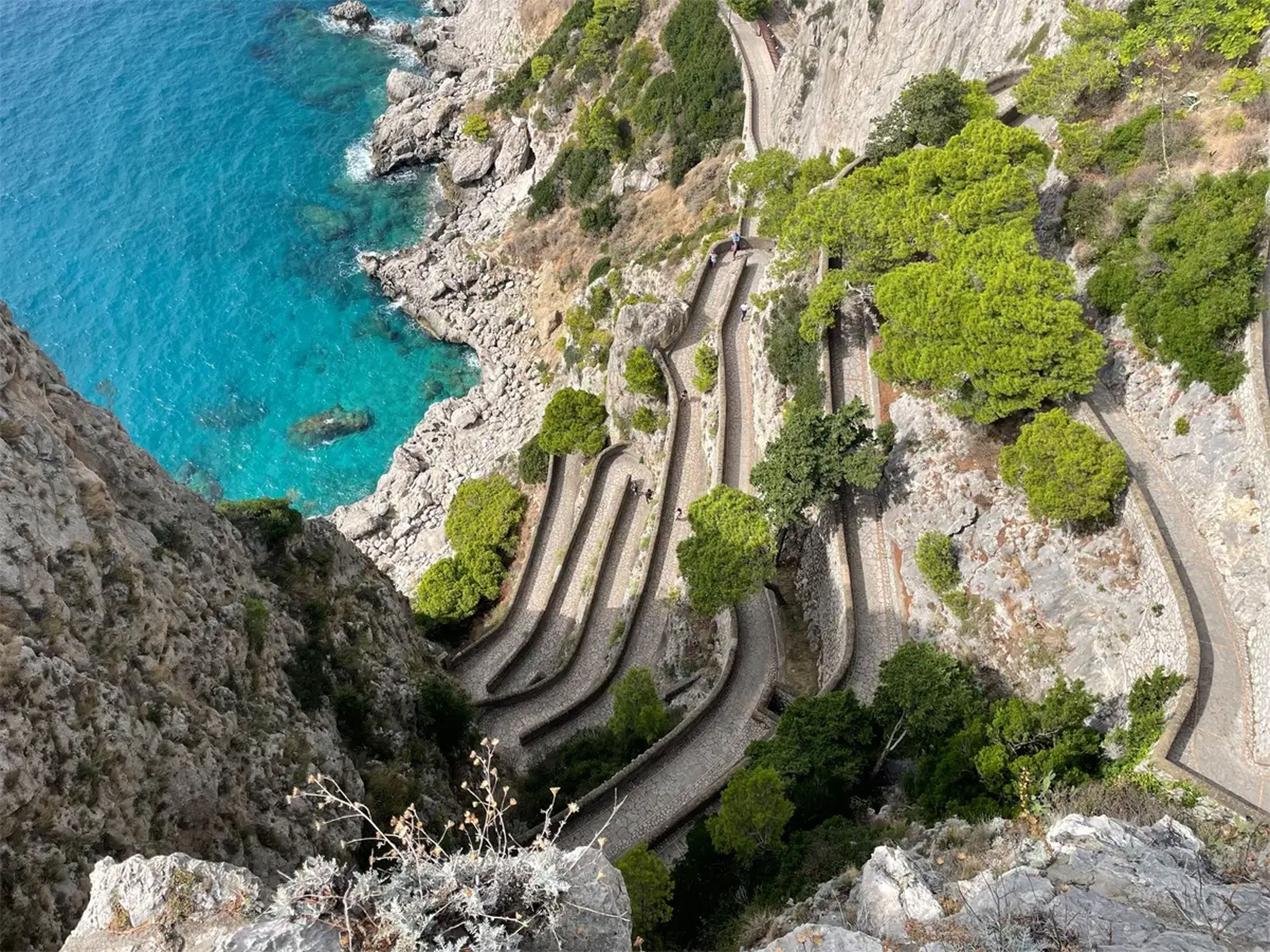 Bajamos por la Via Krupp durante nuestra estancia en Capri.