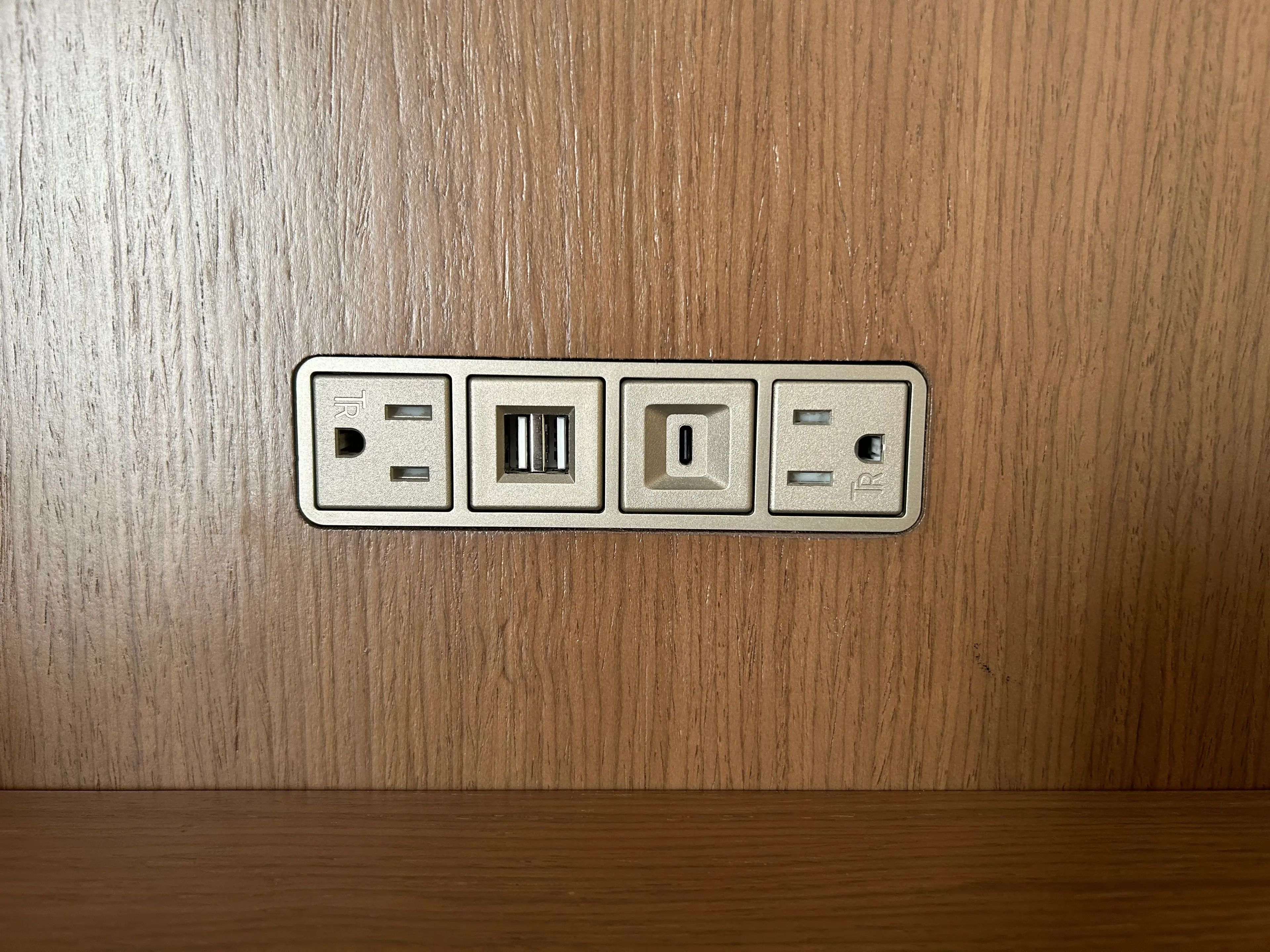 Outlets on wall in Disney World Four Seasons room 
