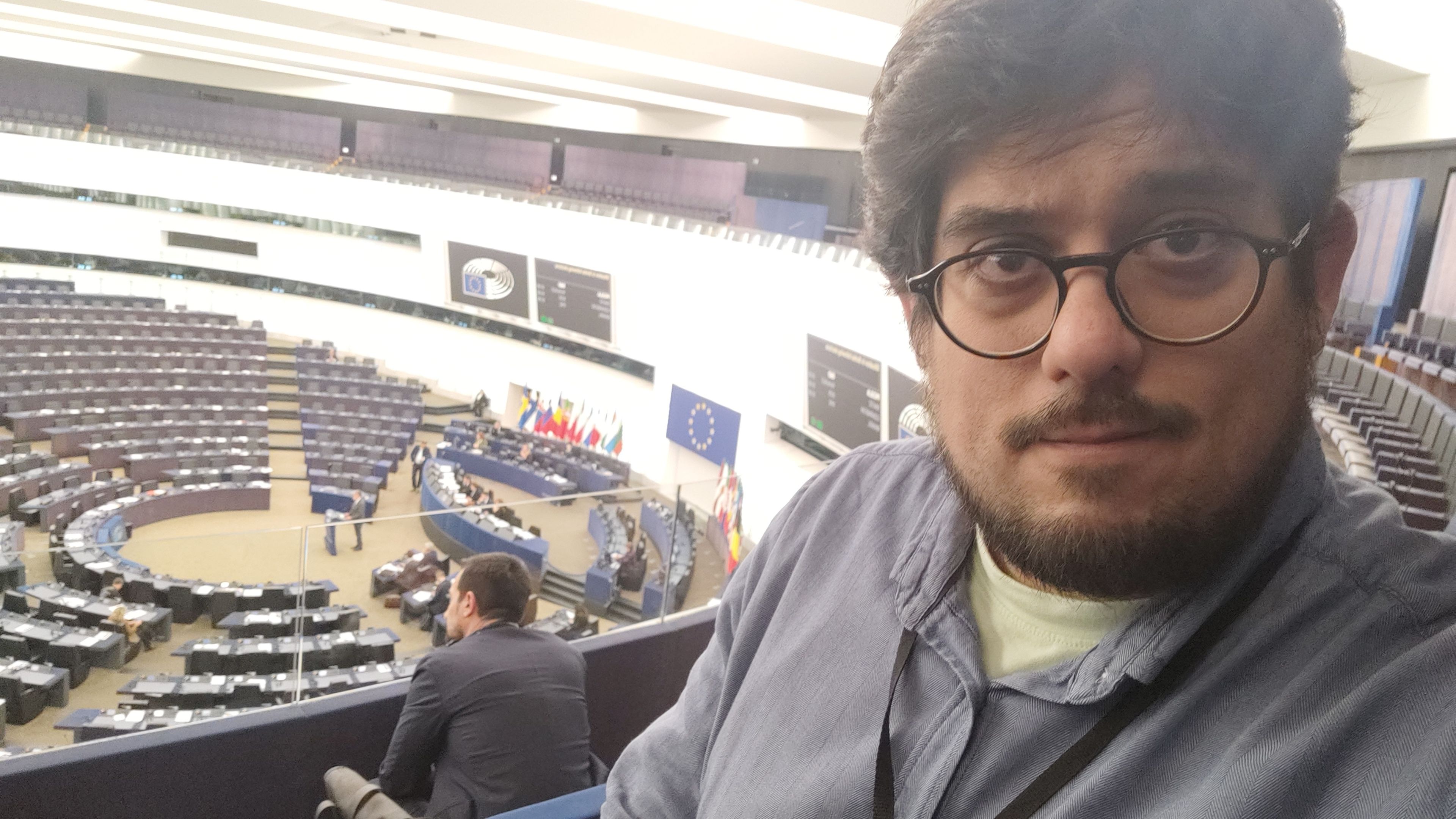 Alberto R. Aguiar en el Hemiciclo del Parlamento Europeo.