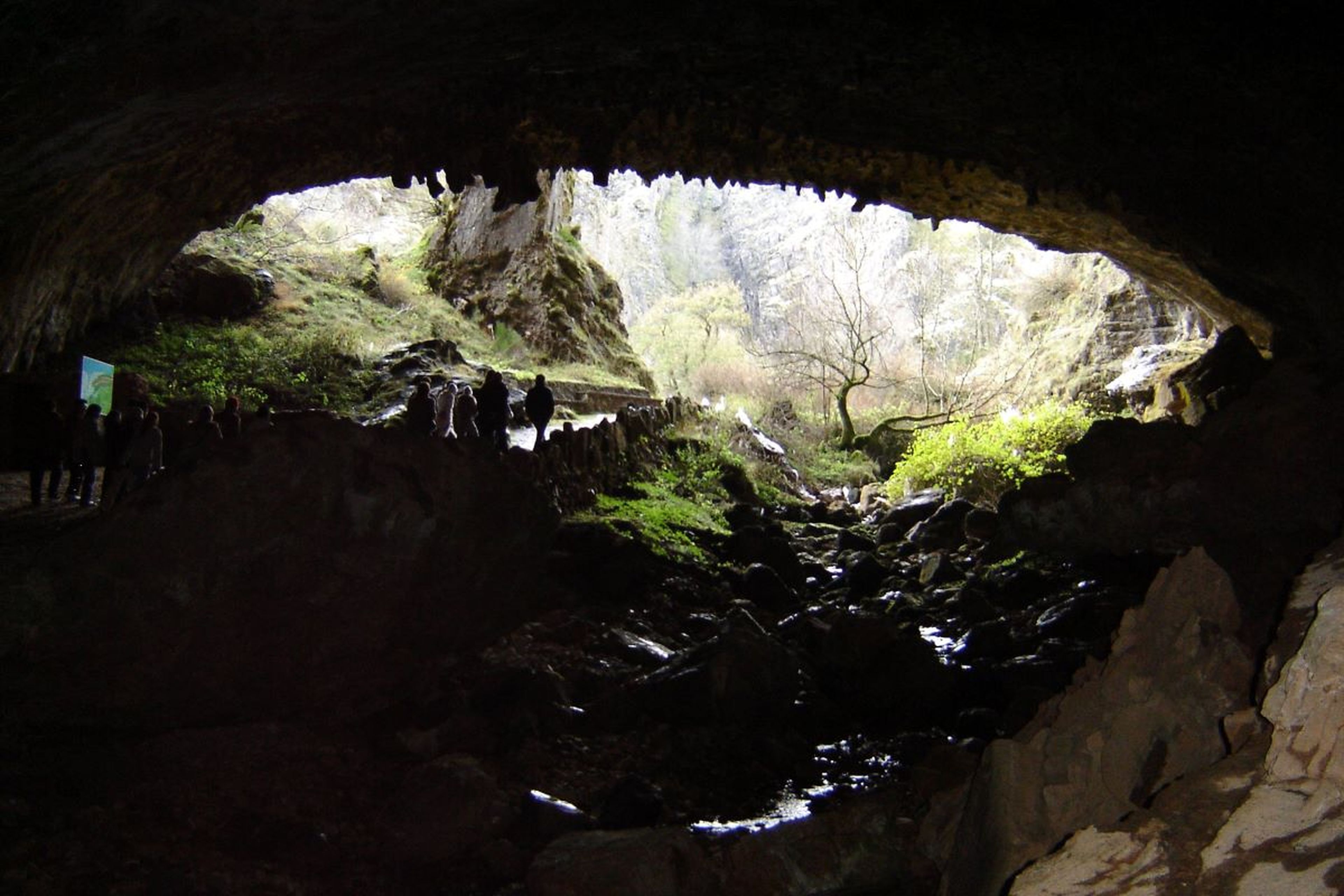Cuevas de Valporquero, León