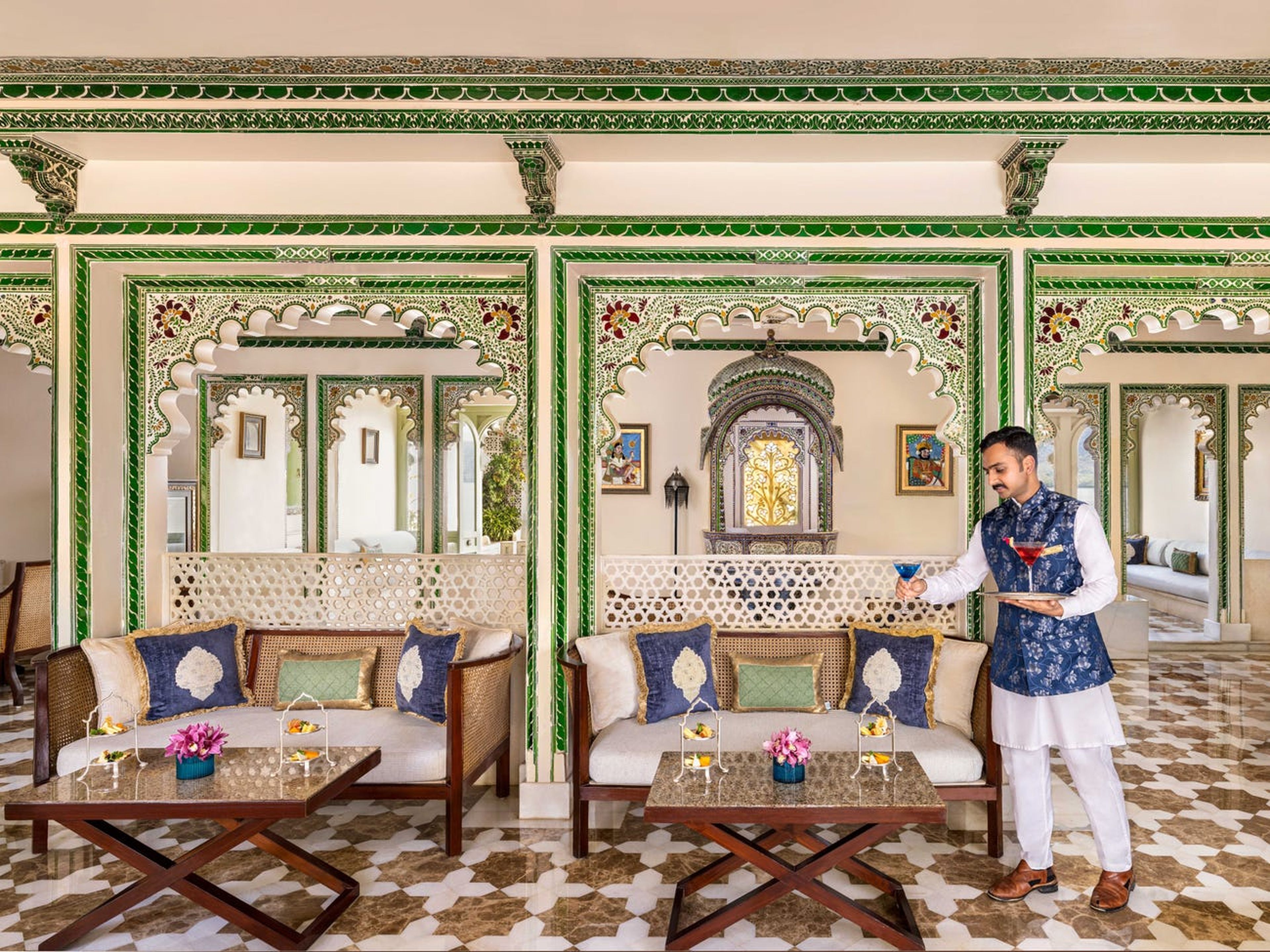 Hotel palacio en lago de la India