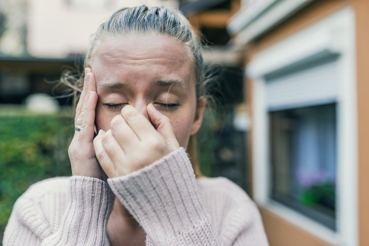 Recognizing the Symptoms of Sinusitis: What to Do to Feel Better